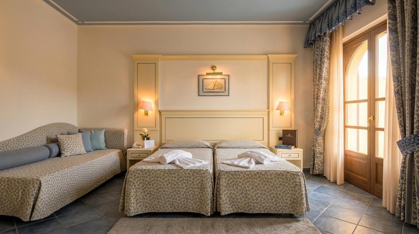 Triple Room,1758338011:JPEG