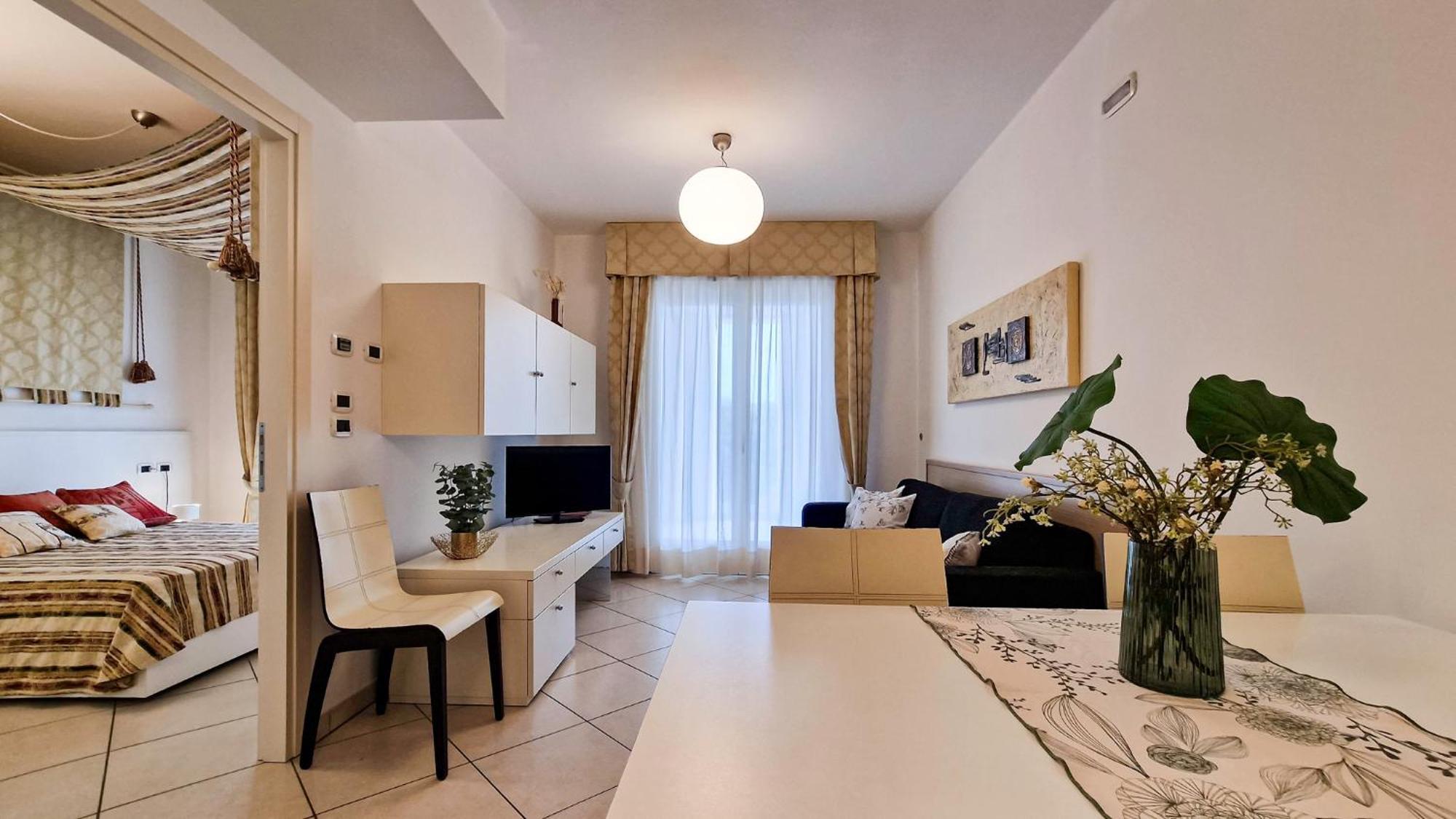 Penthouse Apartment,1758357879:JPEG