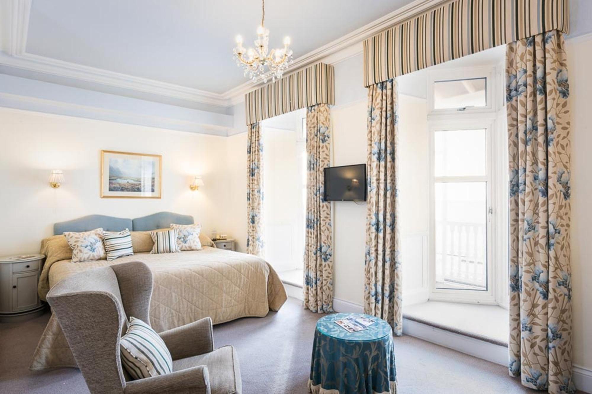 Habitación Doble Deluxe con balcón y vistas al mar
