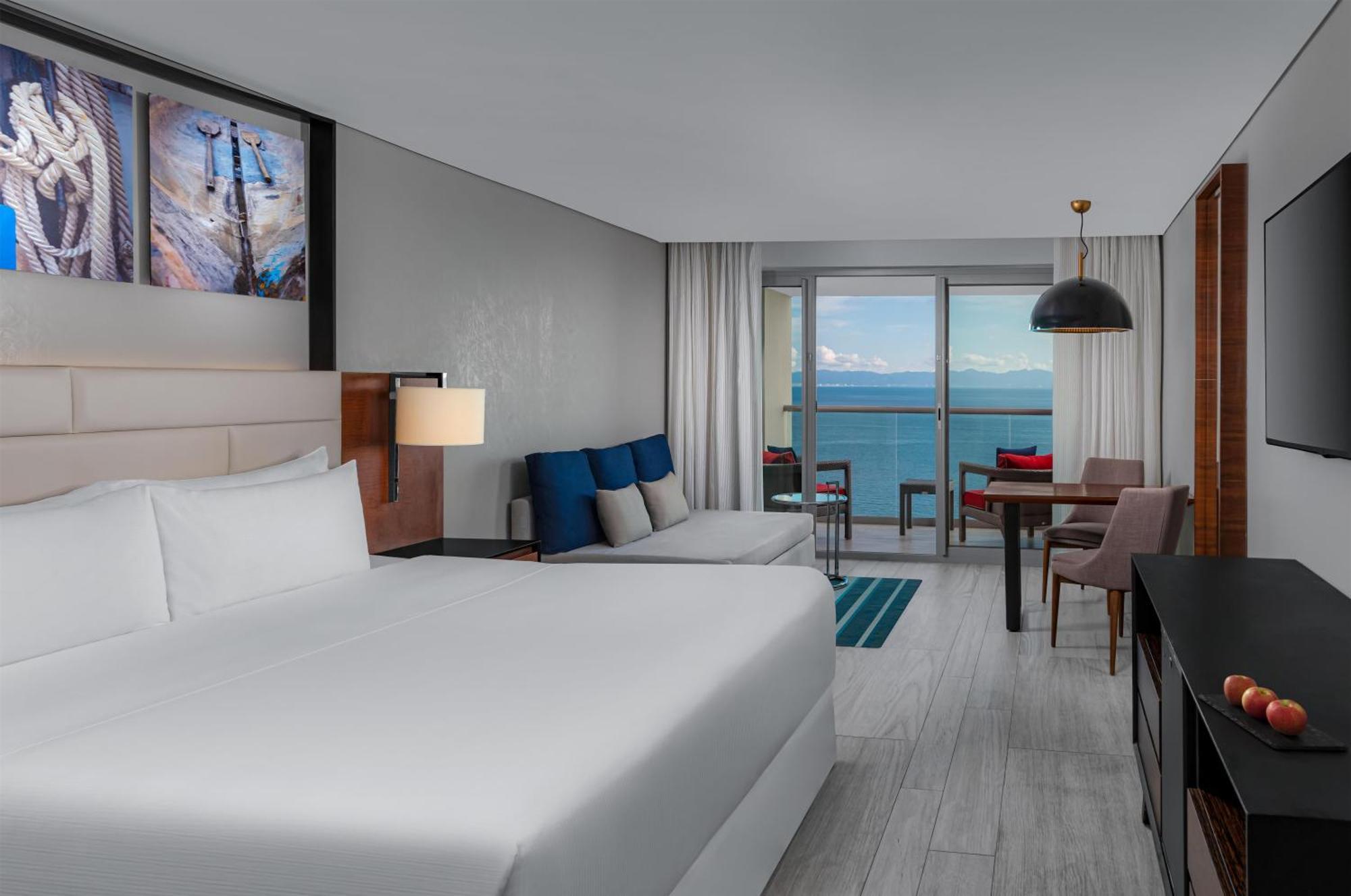 King Room Standard Oceanfront View