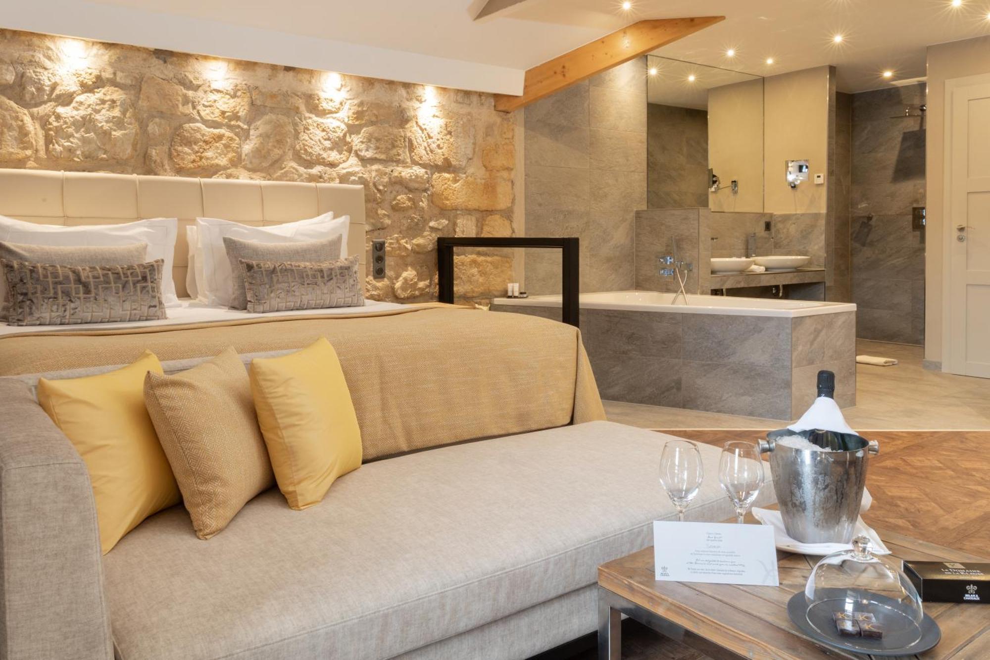 Suite Balcony