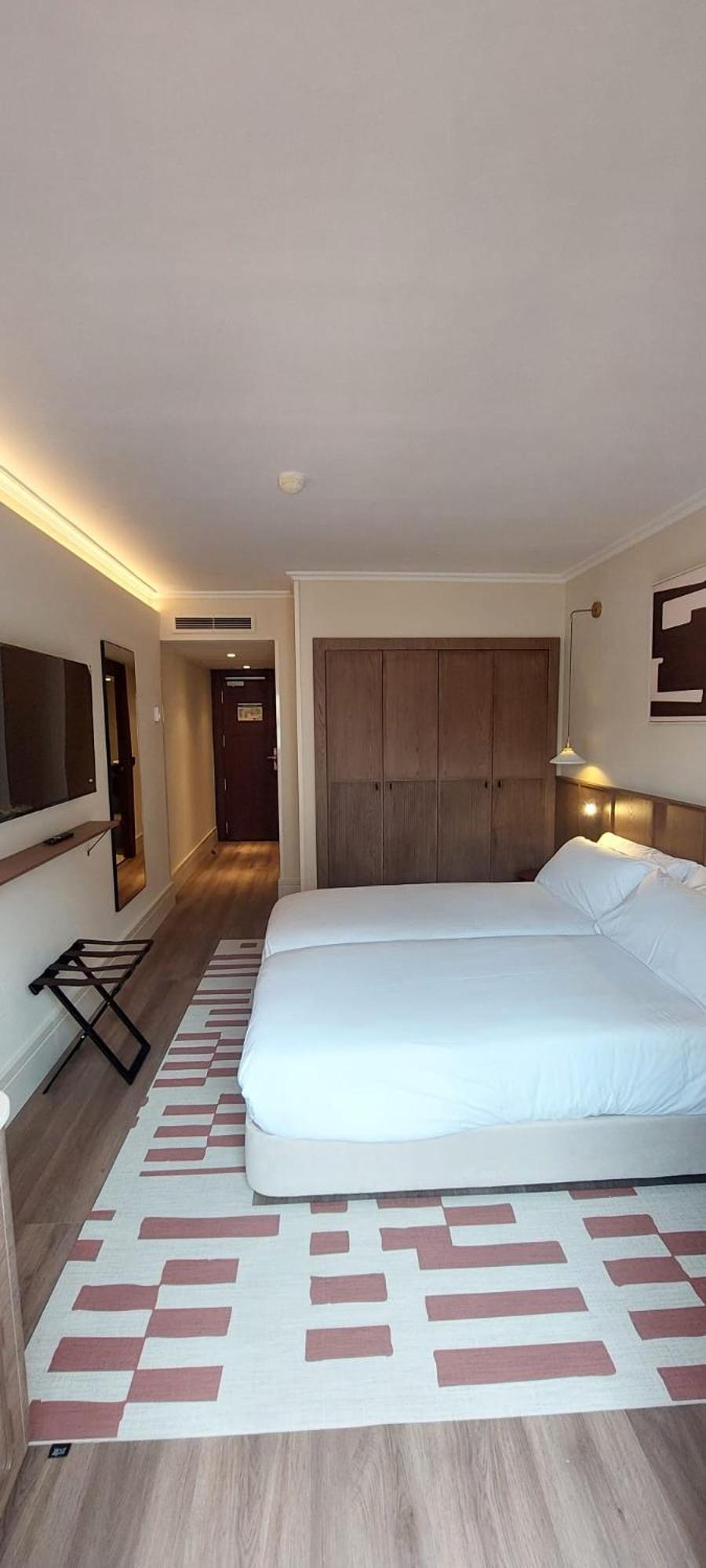 Twin Room Plus