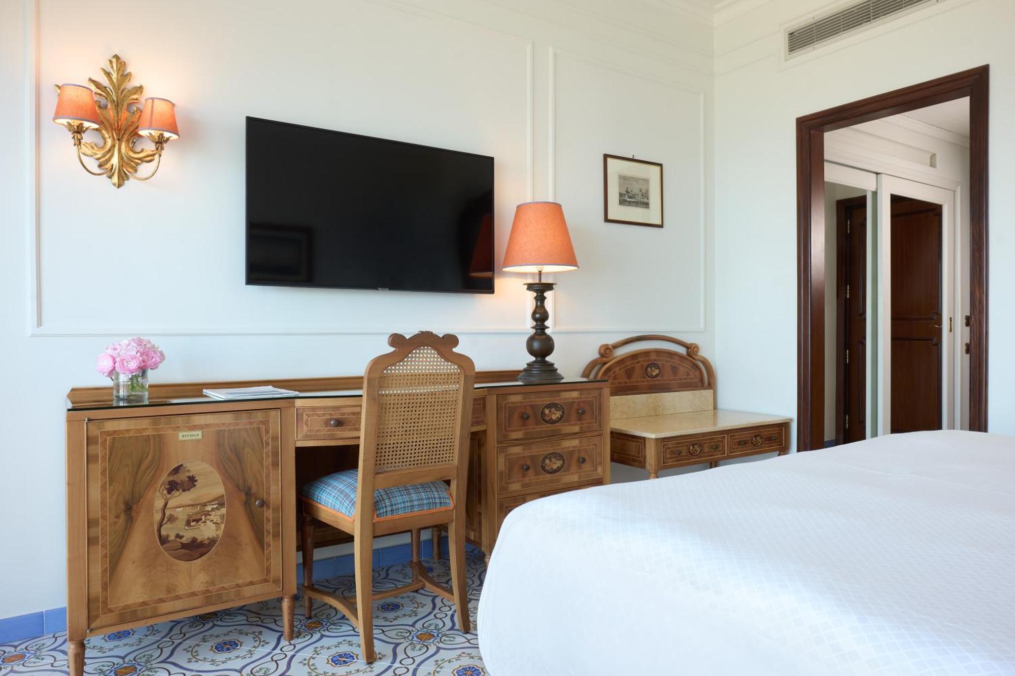 Prestige Tweepersoonskamer met 1 eenpersoonsbed of 2 aparte bedden en zeezicht
