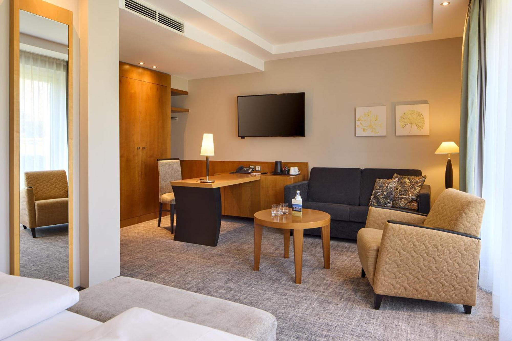 Superior Double Room with Garden View