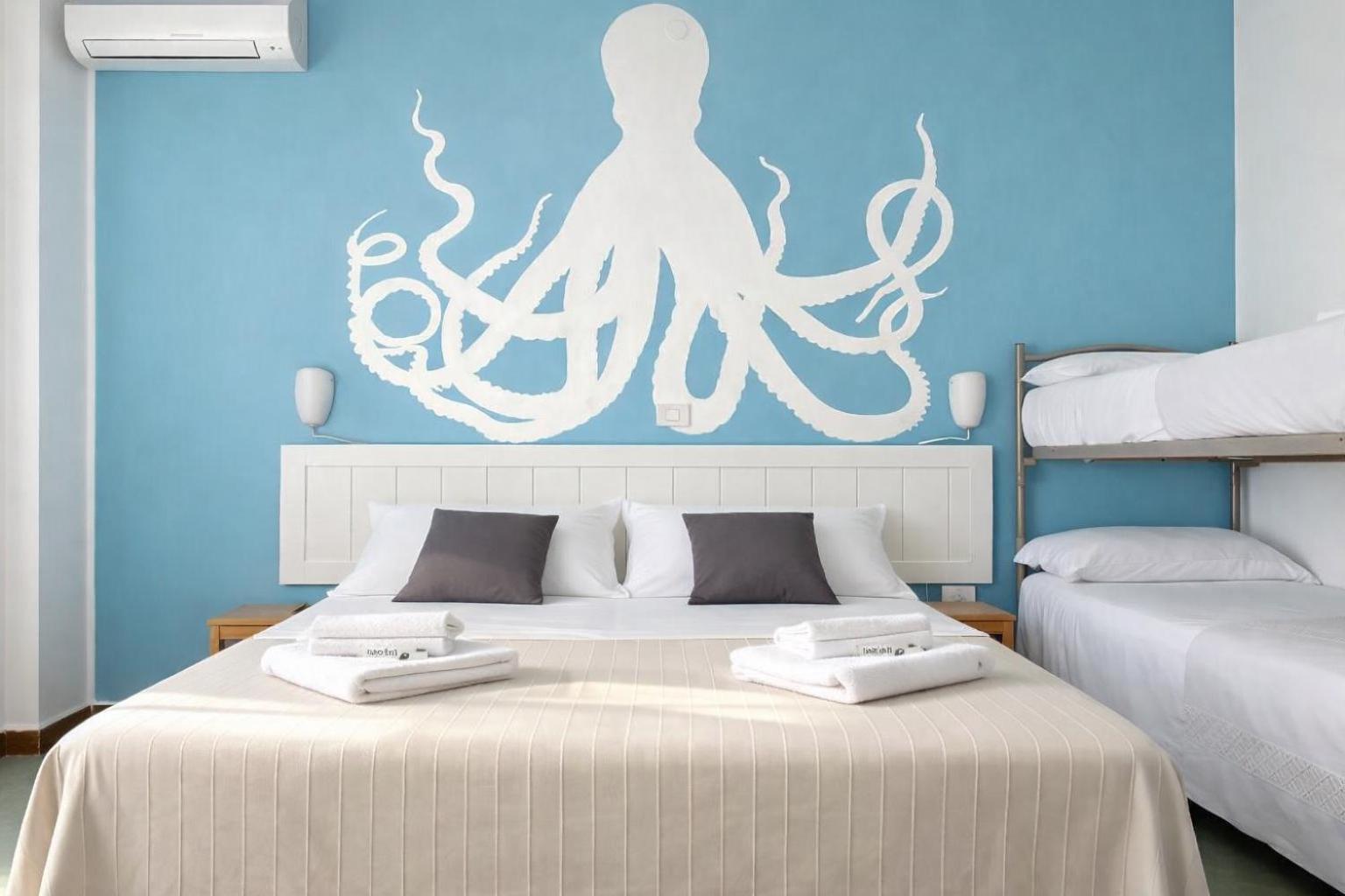 Quadruple Room,1758548433:JPEG