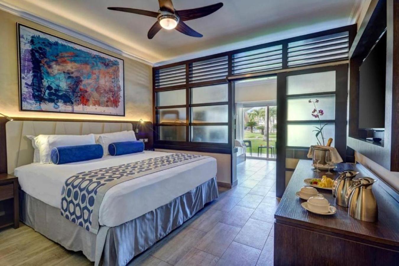 Luxury Family Room Diamond Club