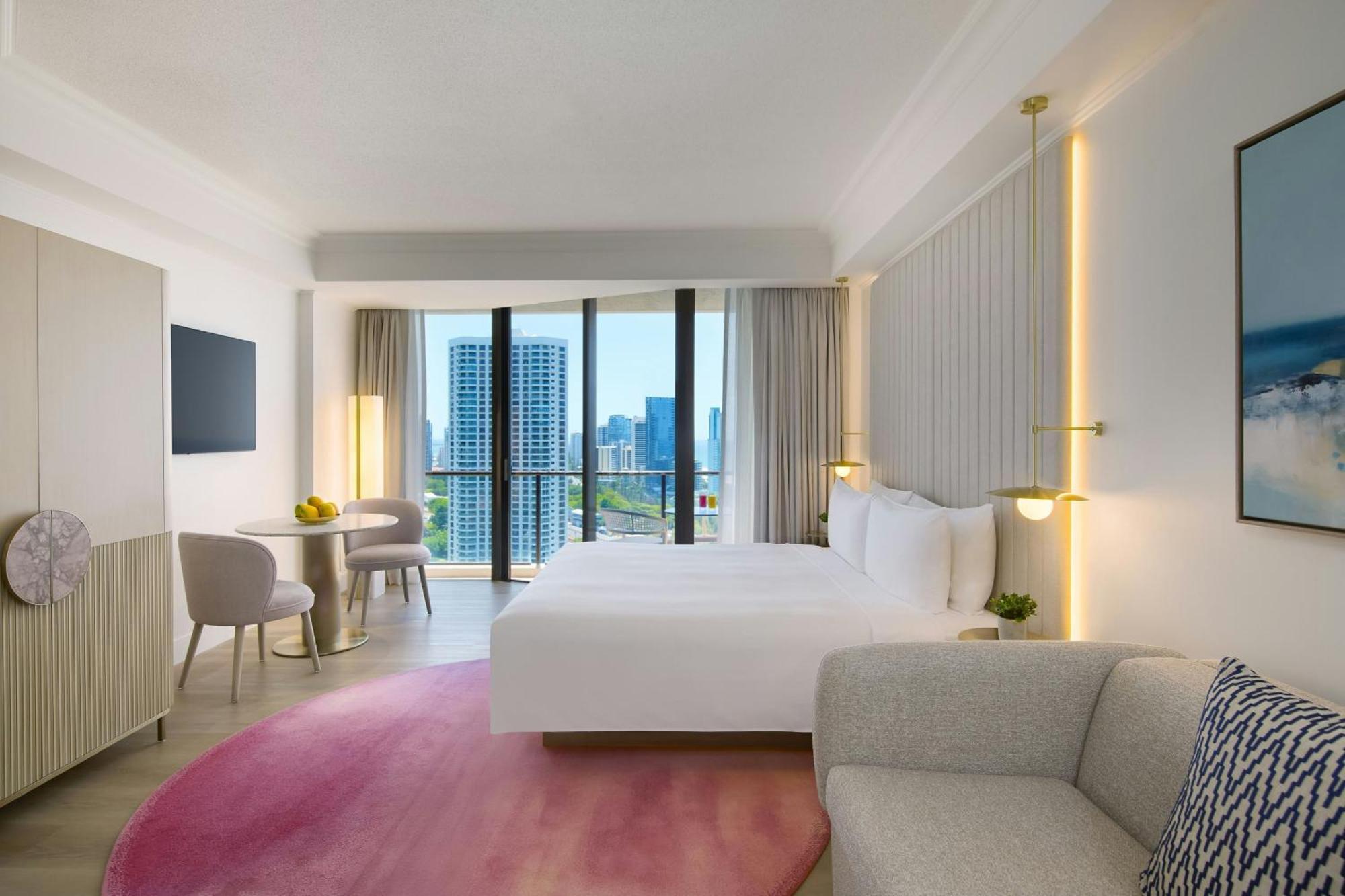 Deluxe Guest room, King, Sofa bed, Lagoon view, Balcony