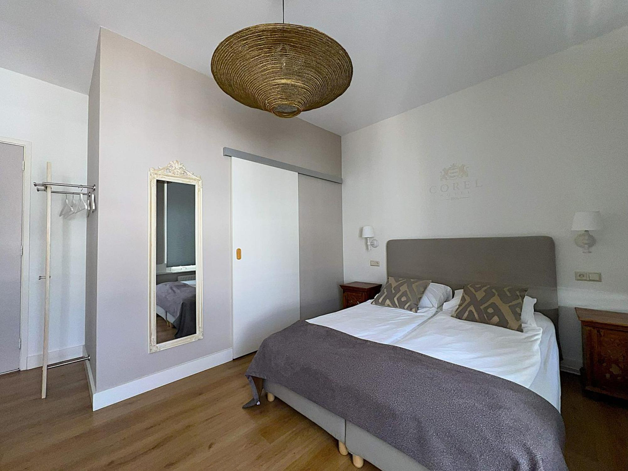Double Room,1765142140:JPEG