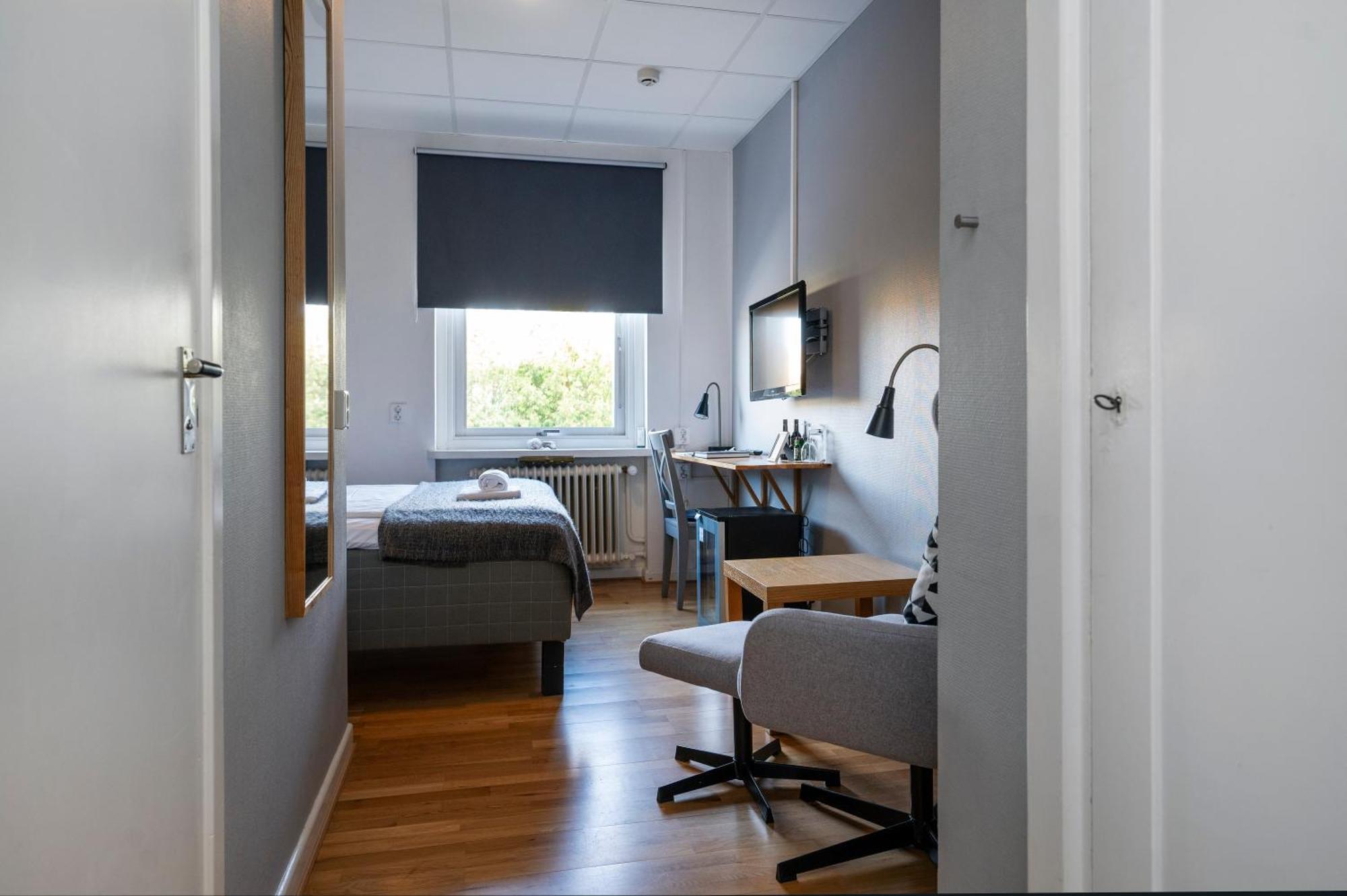 Small Double Room