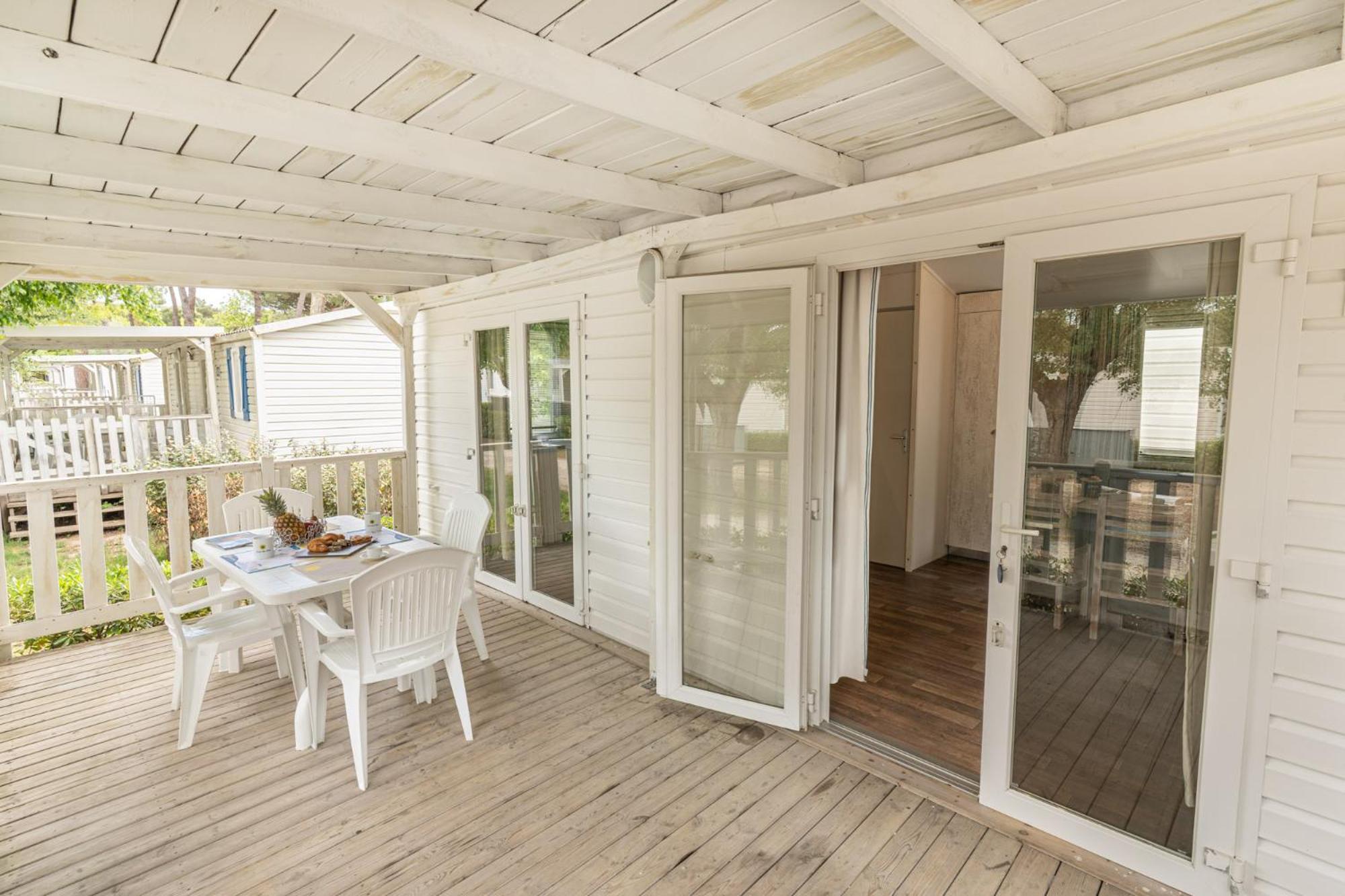 Superior Mobile Home Large