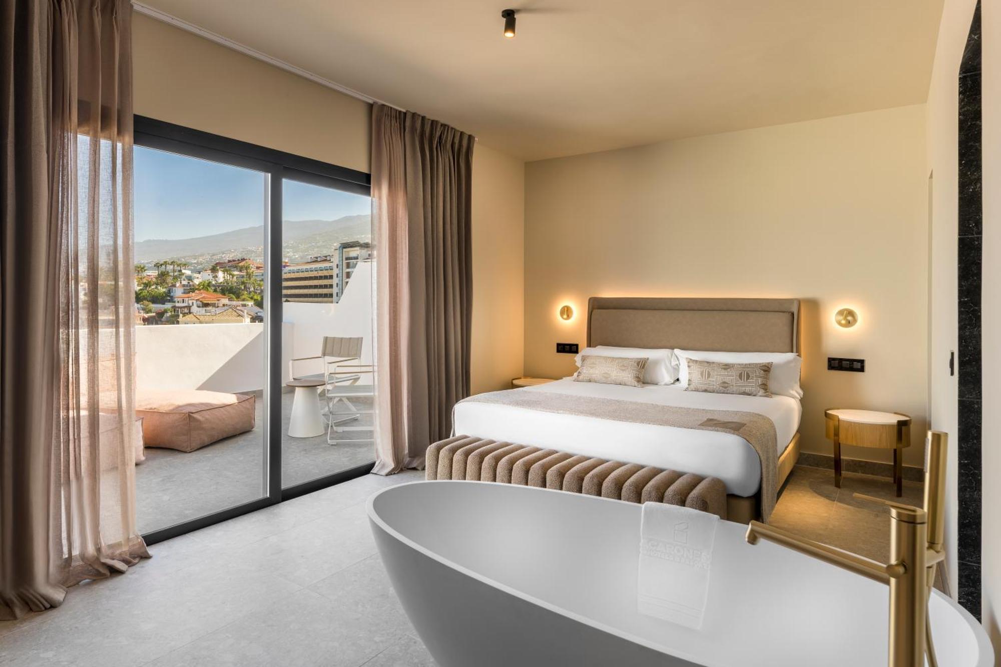 Superior Twin Room Sea View