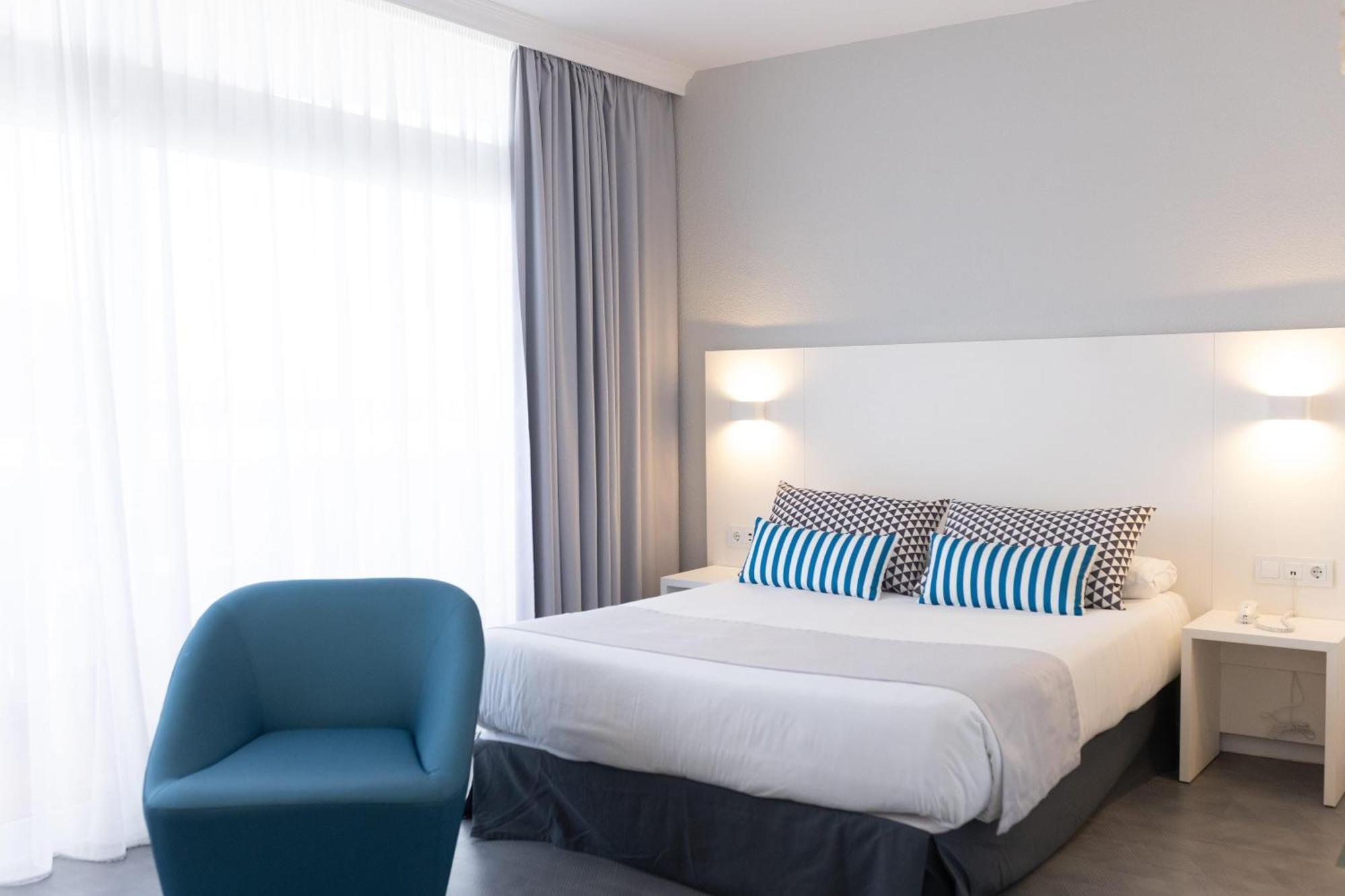 Double Room Mountain View