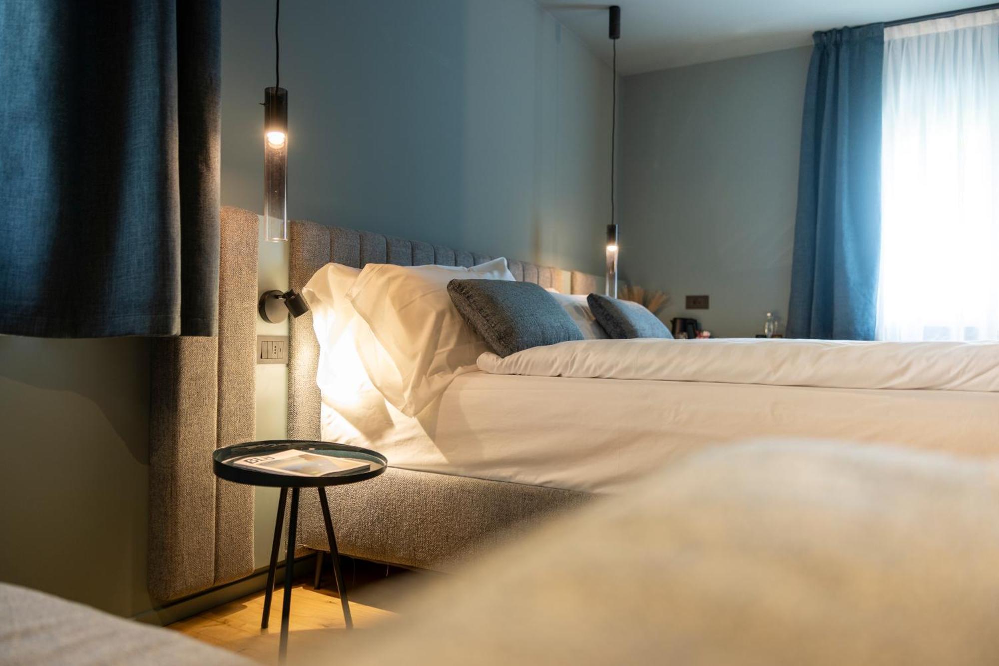 Deluxe Zimmer (2 Erwachsene & 1 Kind)