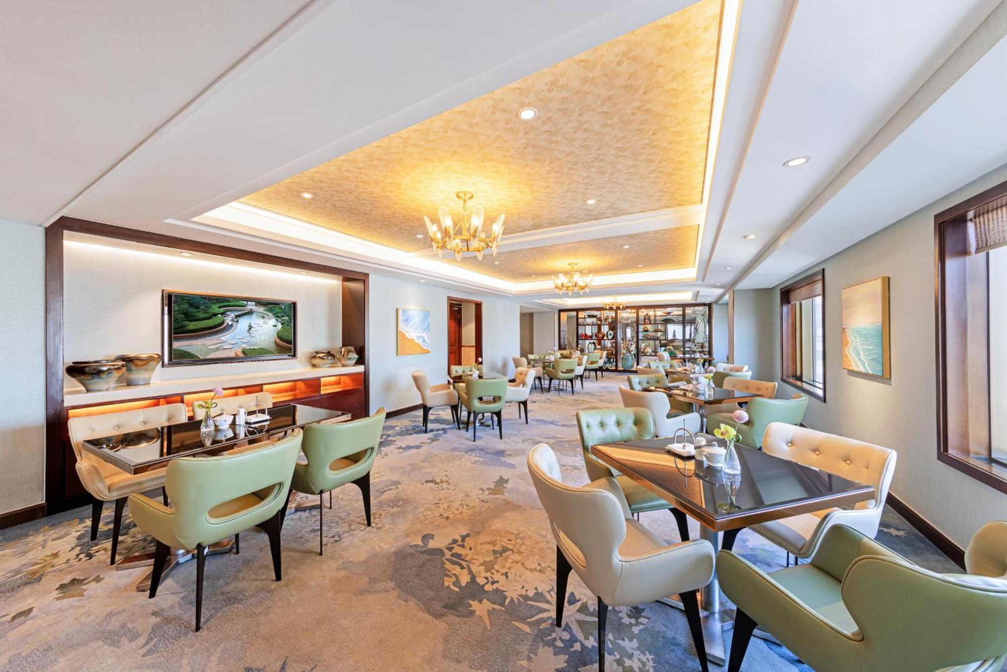 Horizon King Room