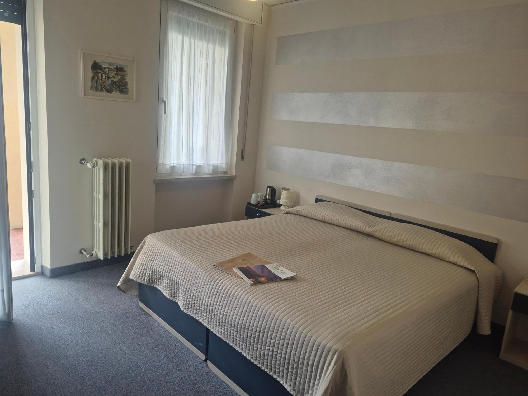 Double or Twin Room Balcony Lake View