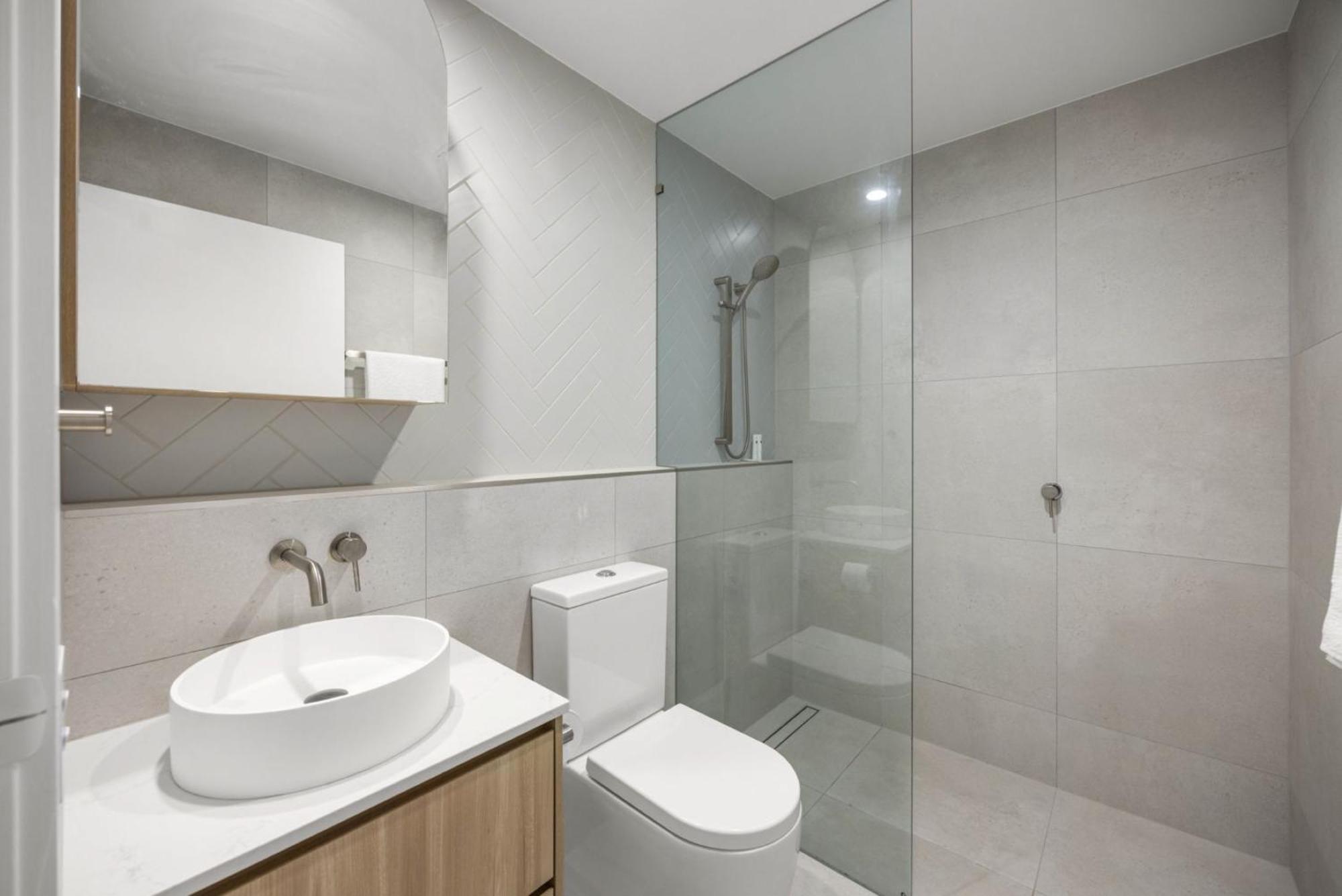 Two-Bedroom Poolside Premium