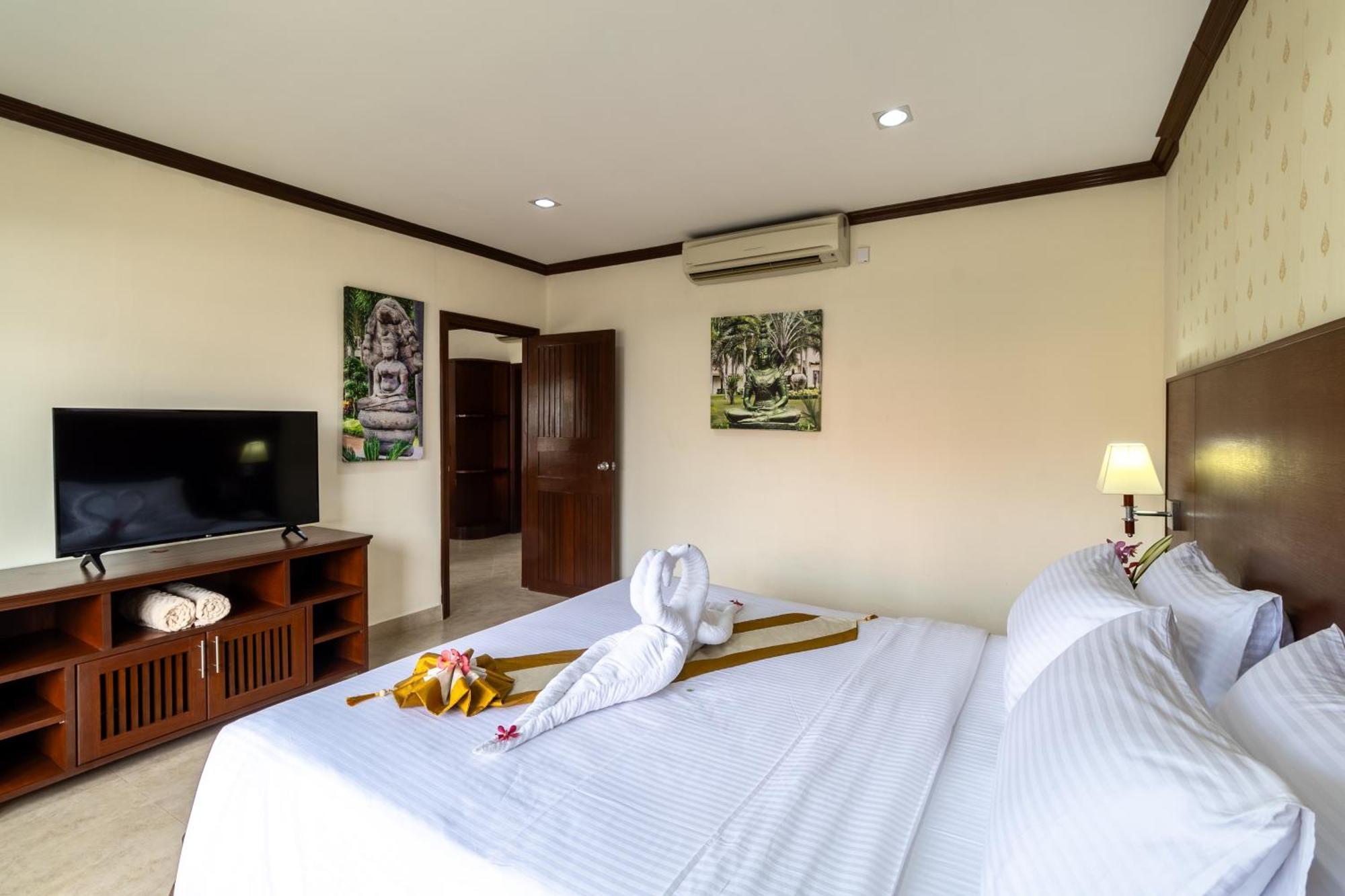 One Bedroom Apartment Pool Access King Bed