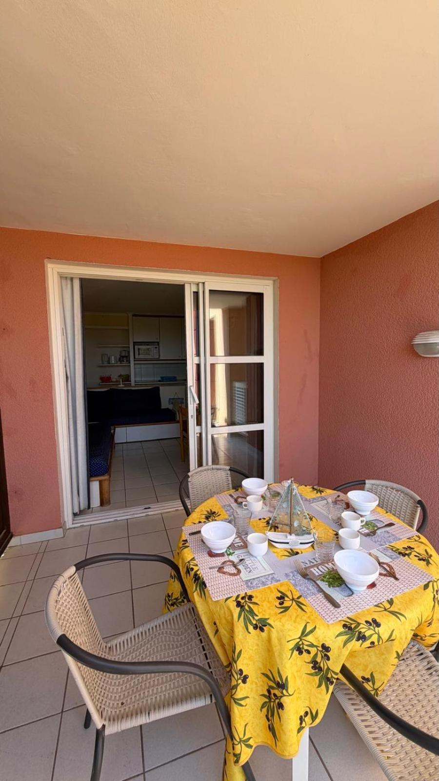 One-Bedroom Apartment Sea View,1766047022:JPEG