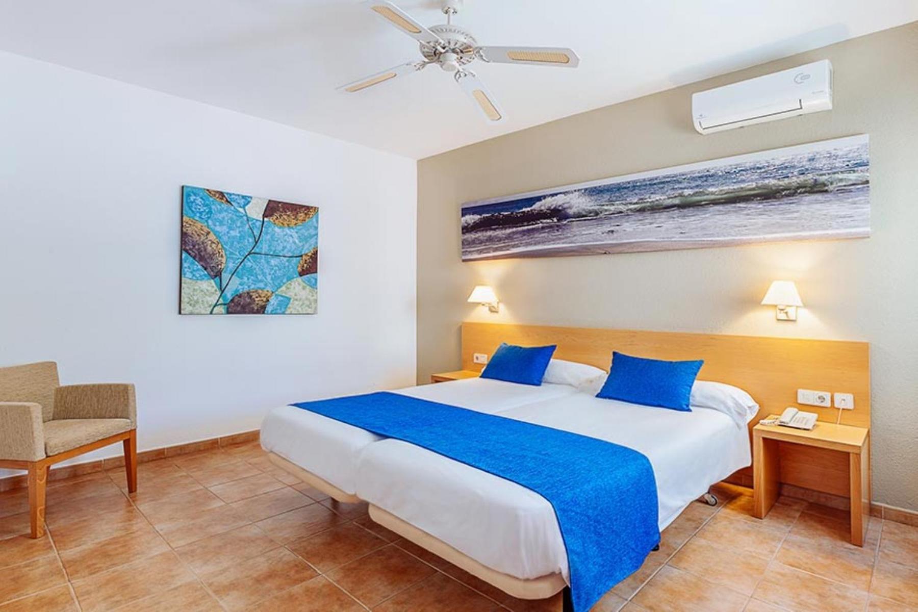 Chambre Familiale (2 Adultes + 1 Enfant)