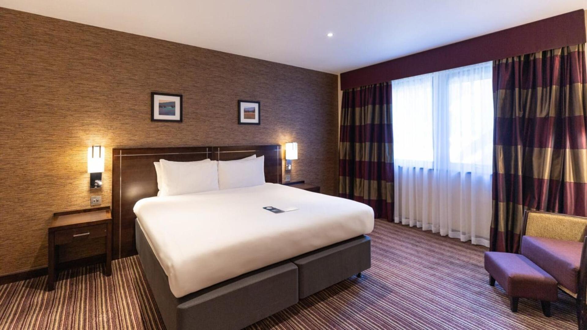Premium Queen Room
