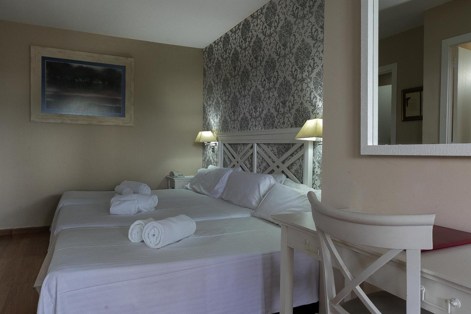 Triple Room,1769486400:JPEG
