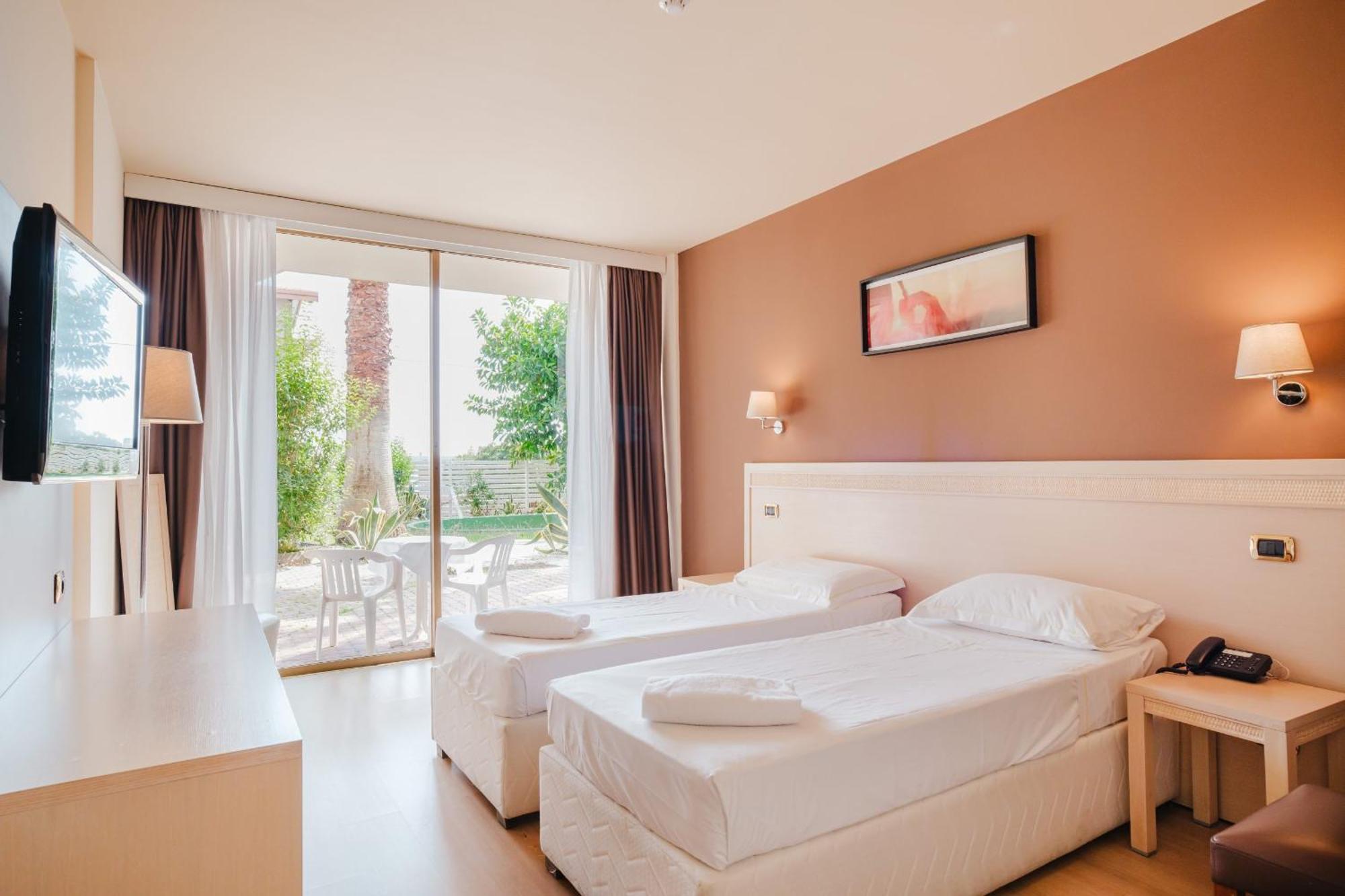 Habitación Doble con vistas al jardín - 1 o 2 camas