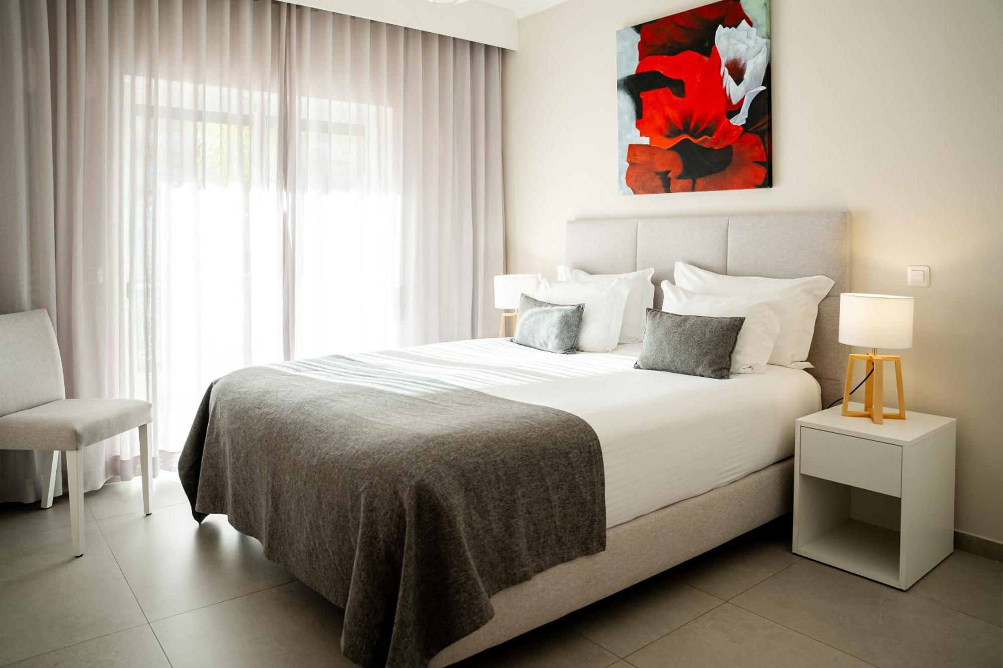Apartamento con vistas a la piscina