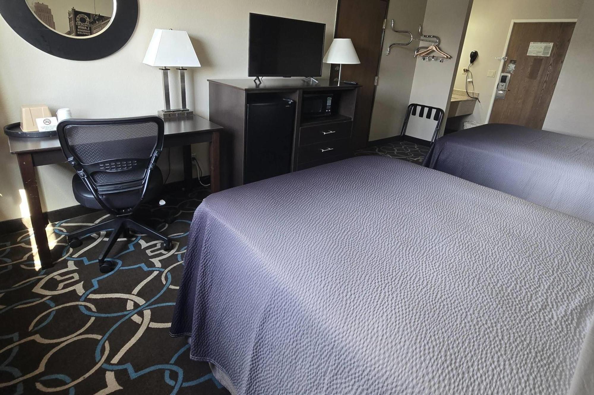 Double Room Two Double Beds Non-Smoking