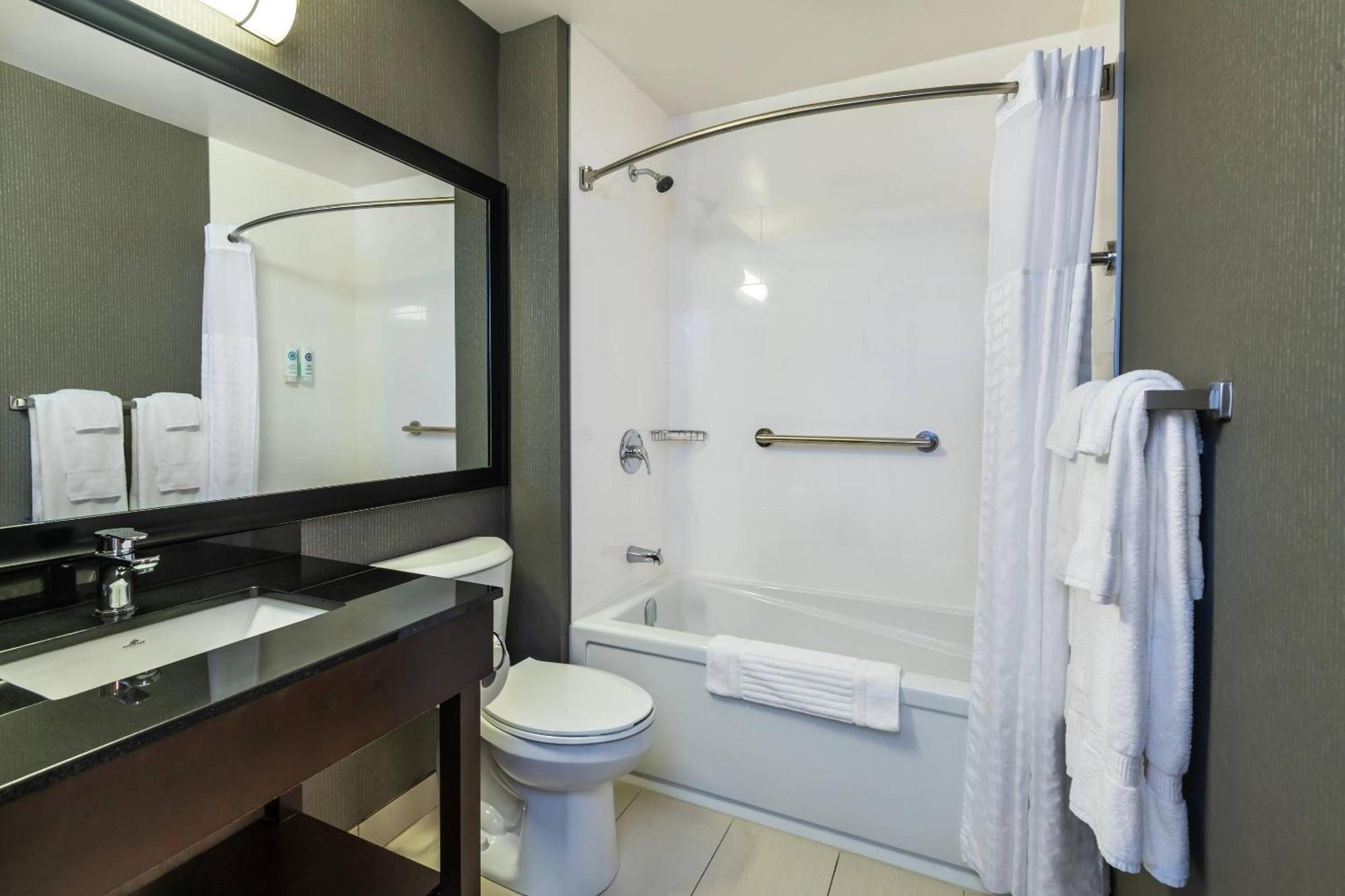 Superior Efficiency Queen Room with Two Queen Beds - Non-Smoking  - Pet Friendly