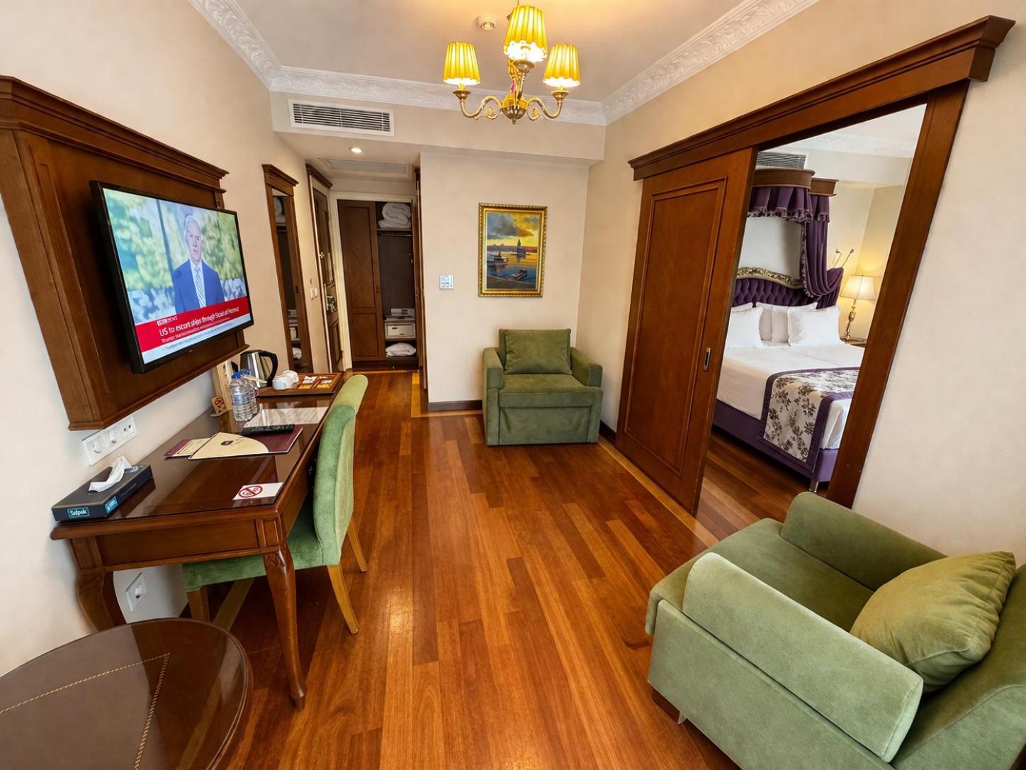 Family Connecting Suite