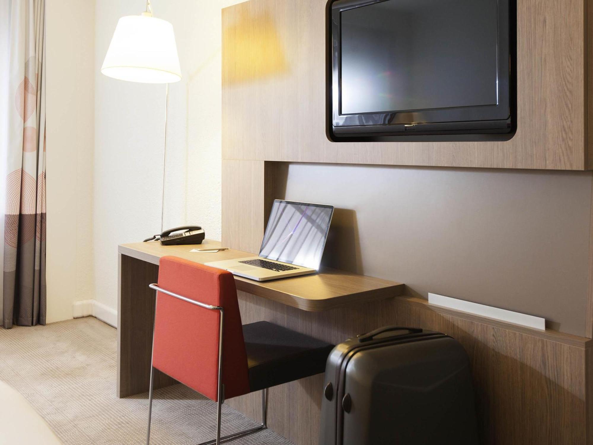 Executive Queen Room