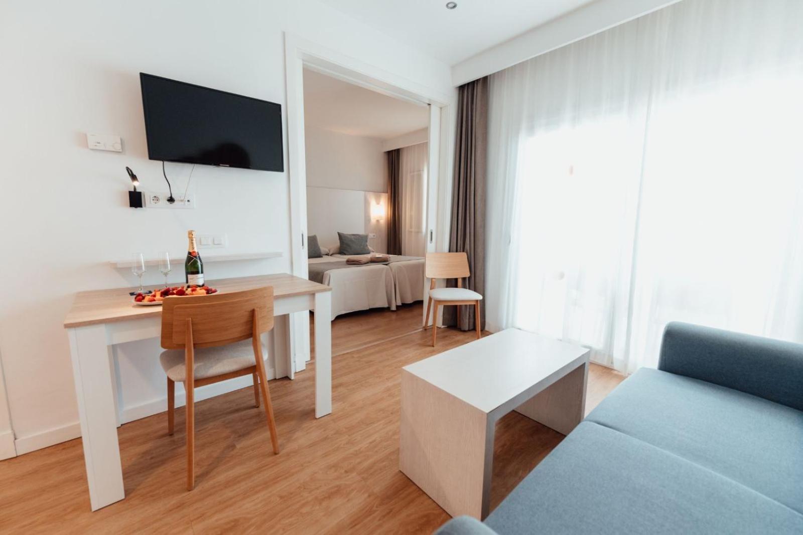One-Bedroom Standard Apartment