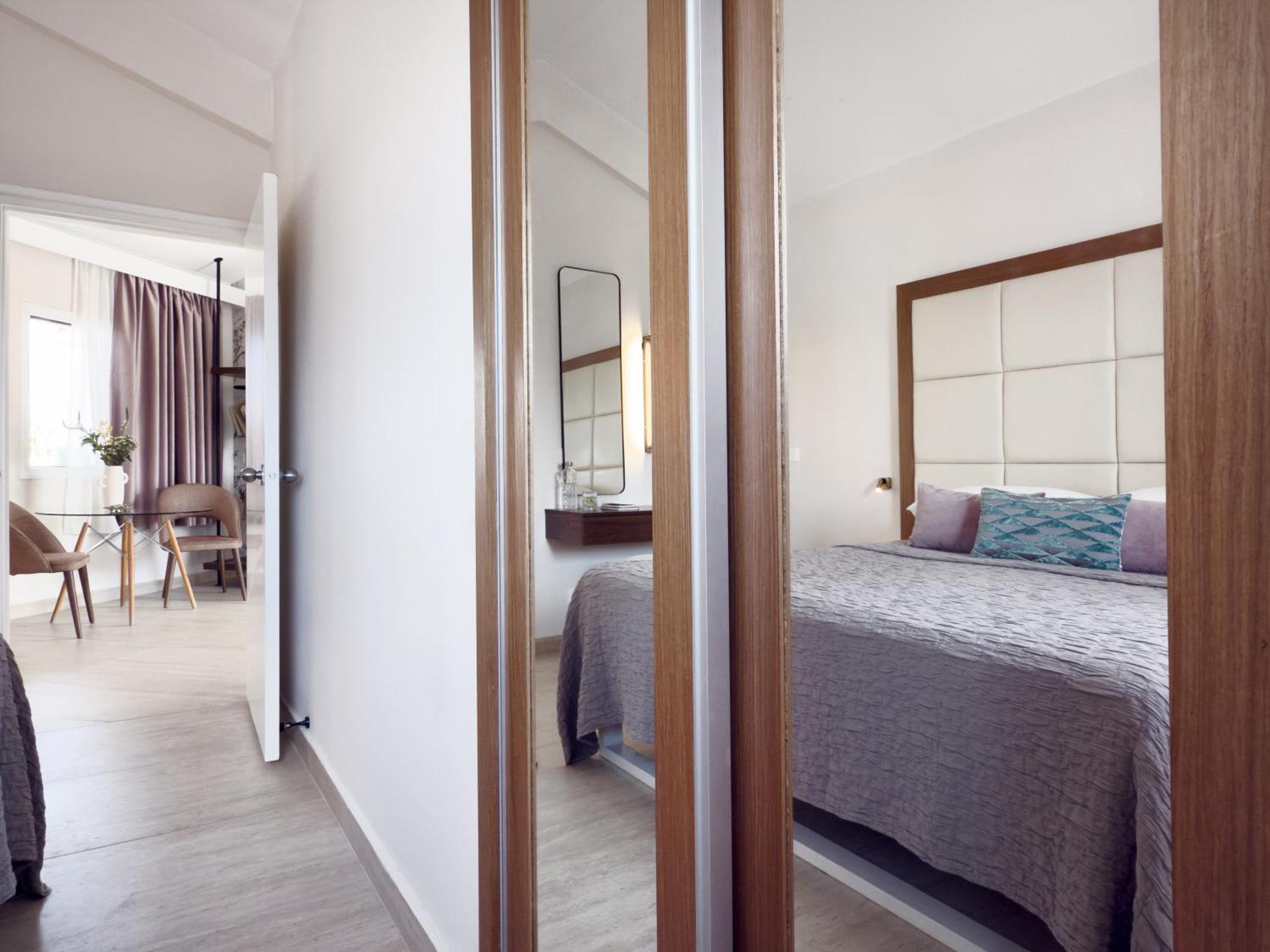 Suite met 1 Slaapkamer en Uitzicht op het Zwembad