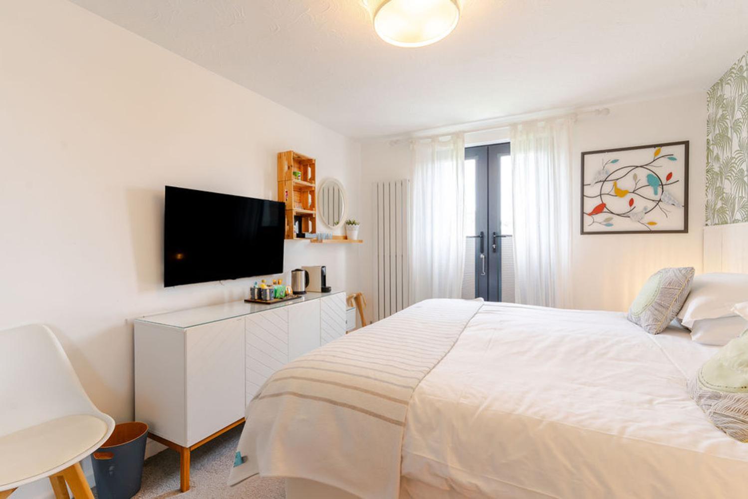 Standard Twin Room with Garden View