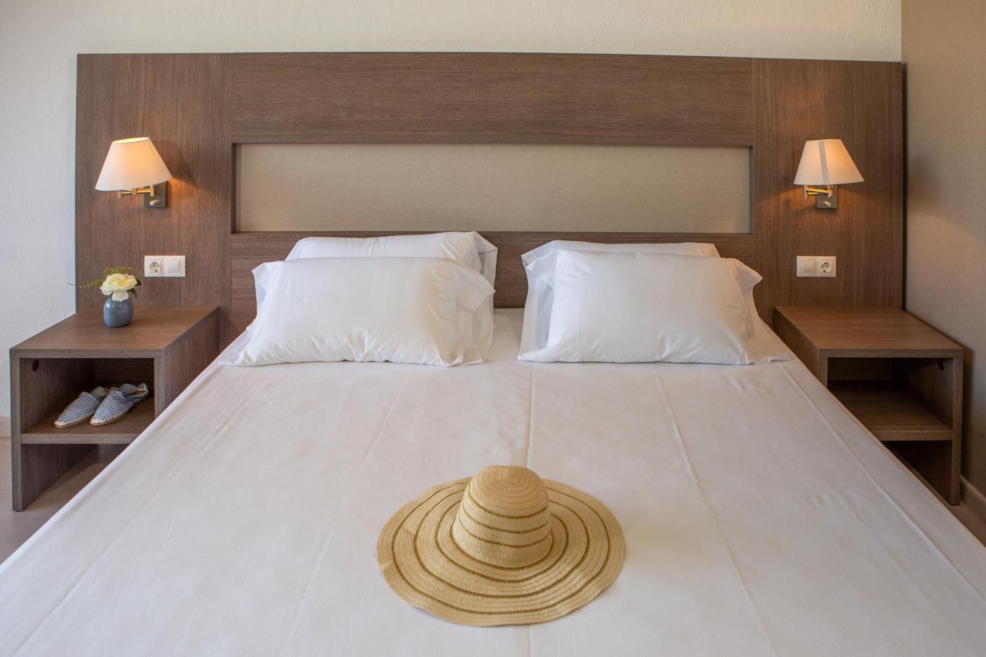 Superior Double Room,1771493883:JPEG