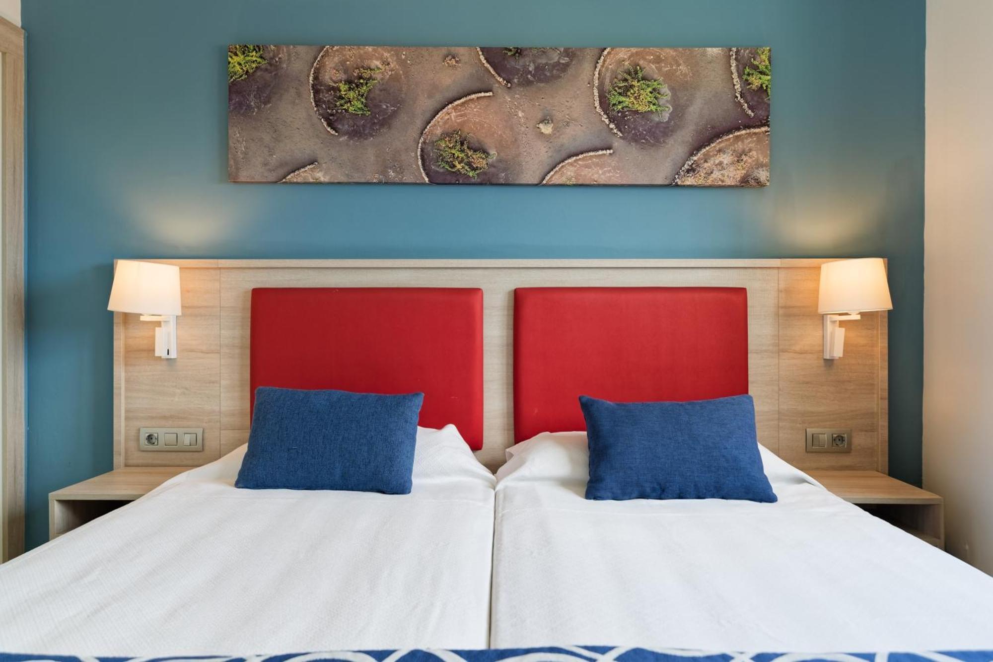 Apartamento de 1 dormitorio con vistas a la piscina (3 adultos + 1 niño)