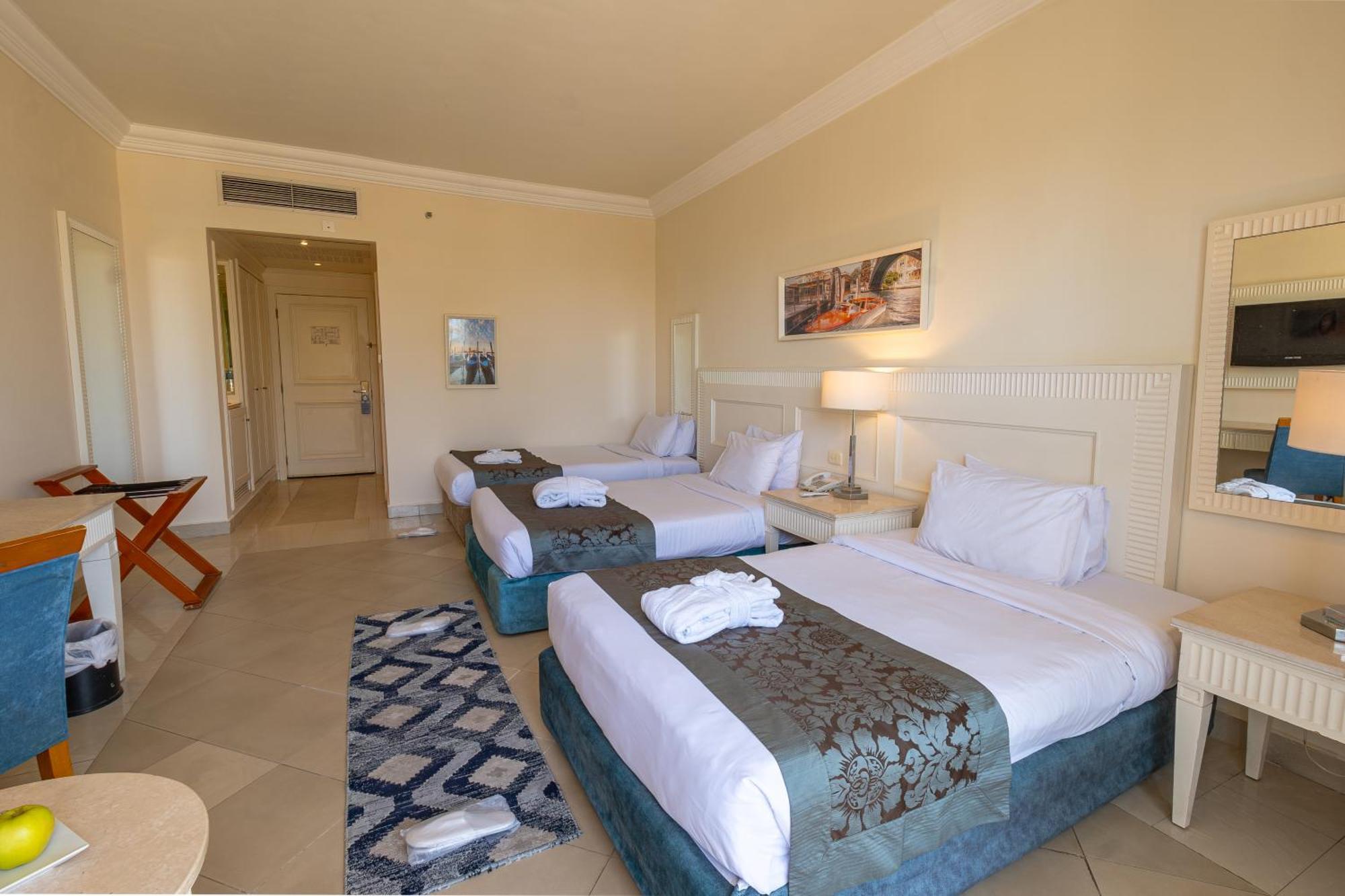 Superior Triple Room