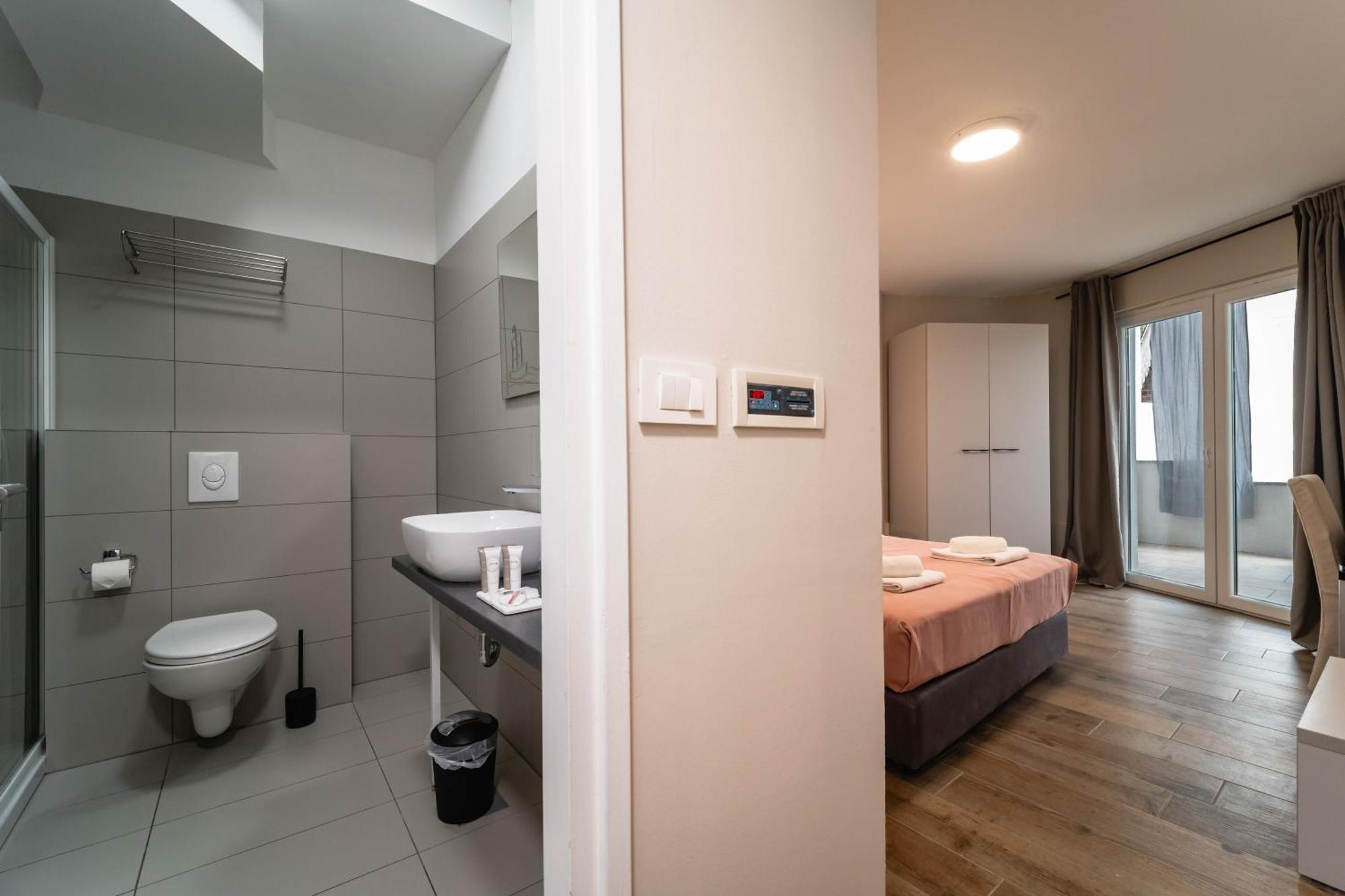 Economy Double Room with Balcony