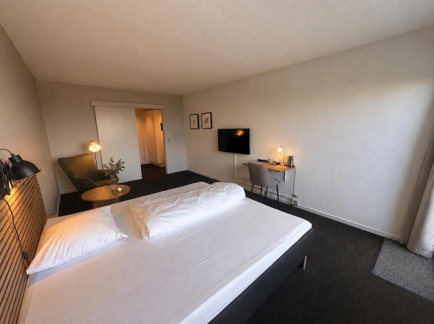 Suite with Sea View