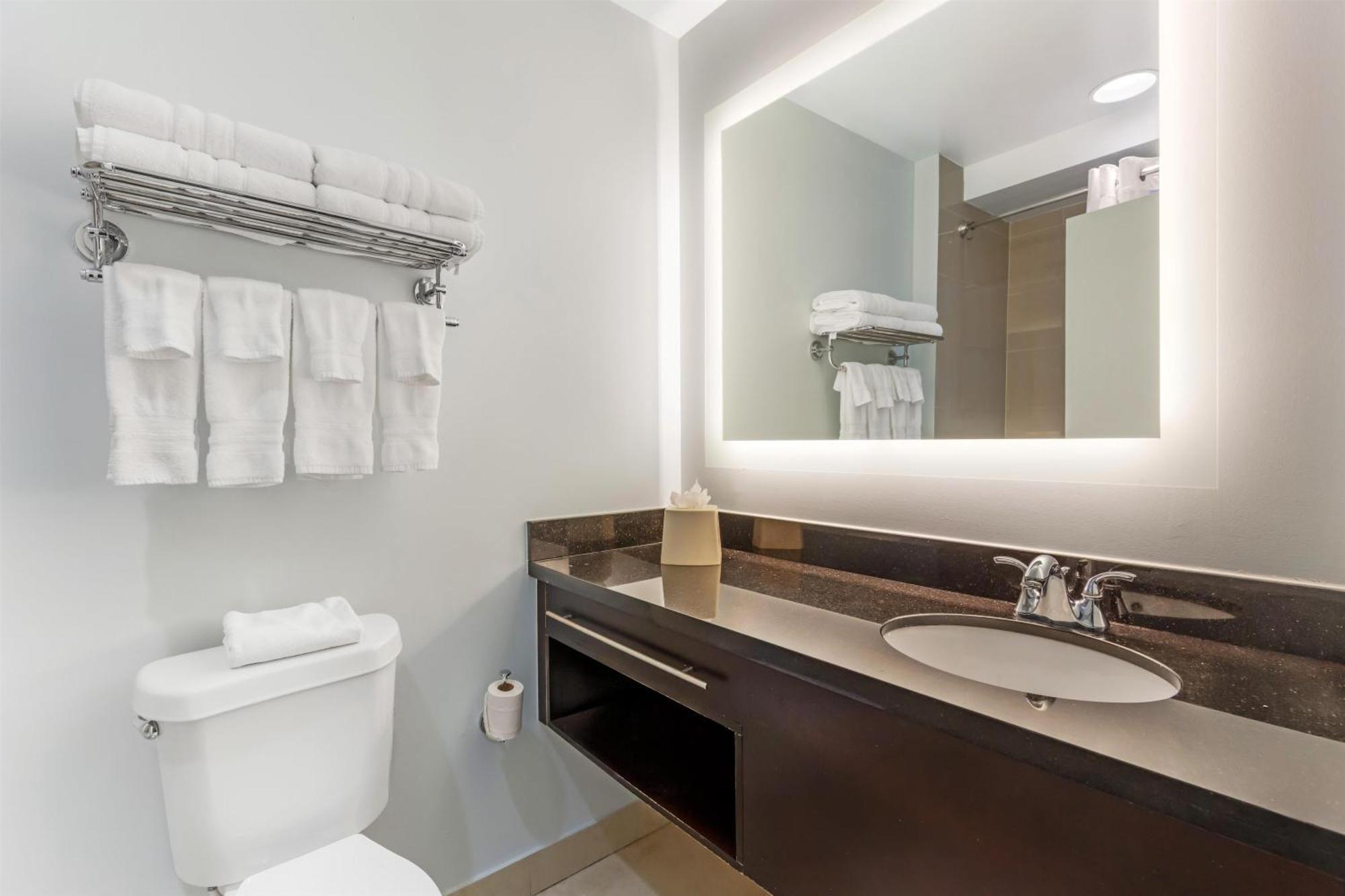 Suite con cama extragrande y sofá cama - No fumadores