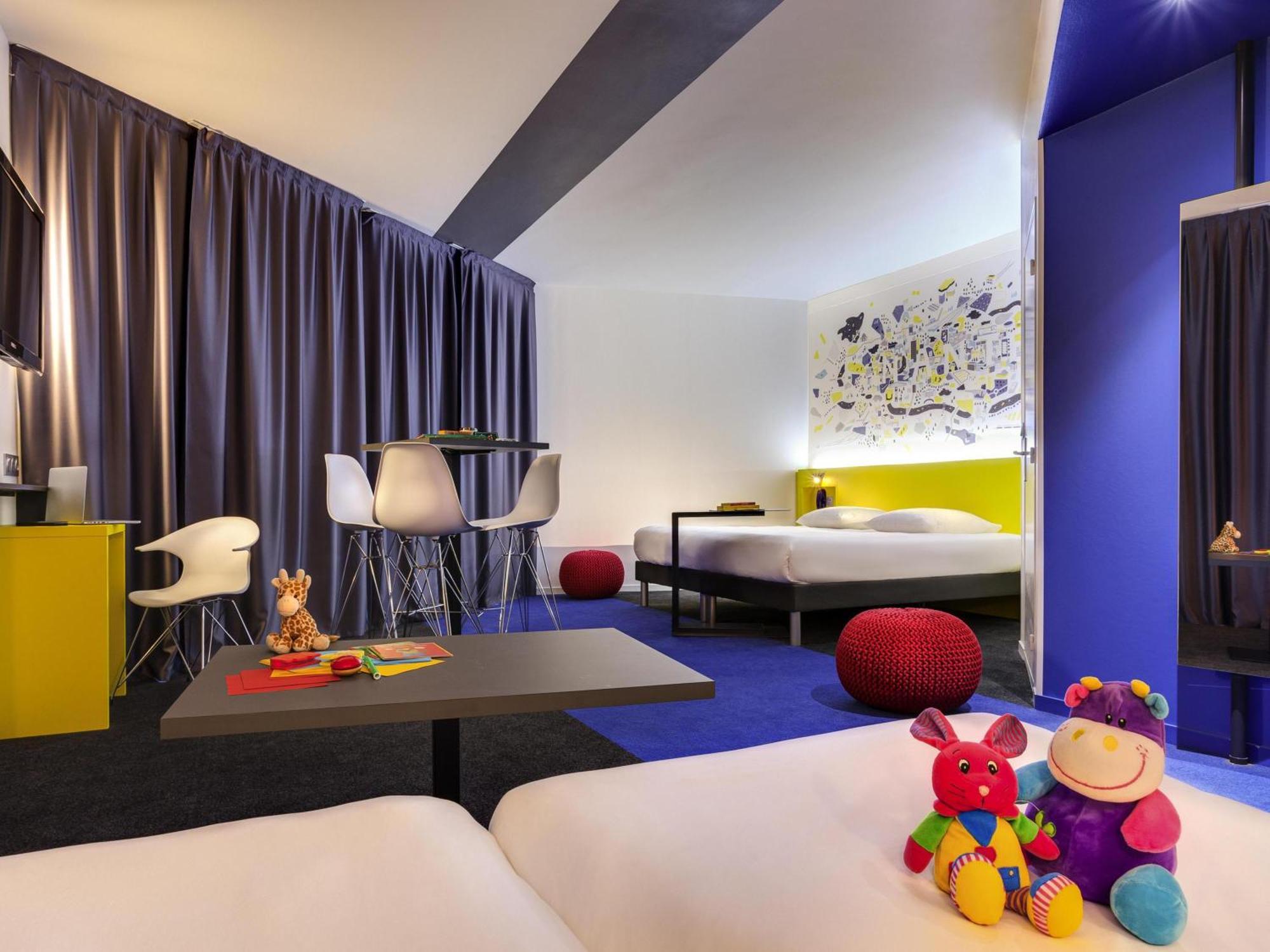 Standard Familiensuite mit Doppelbett und 2 Einzelbetten