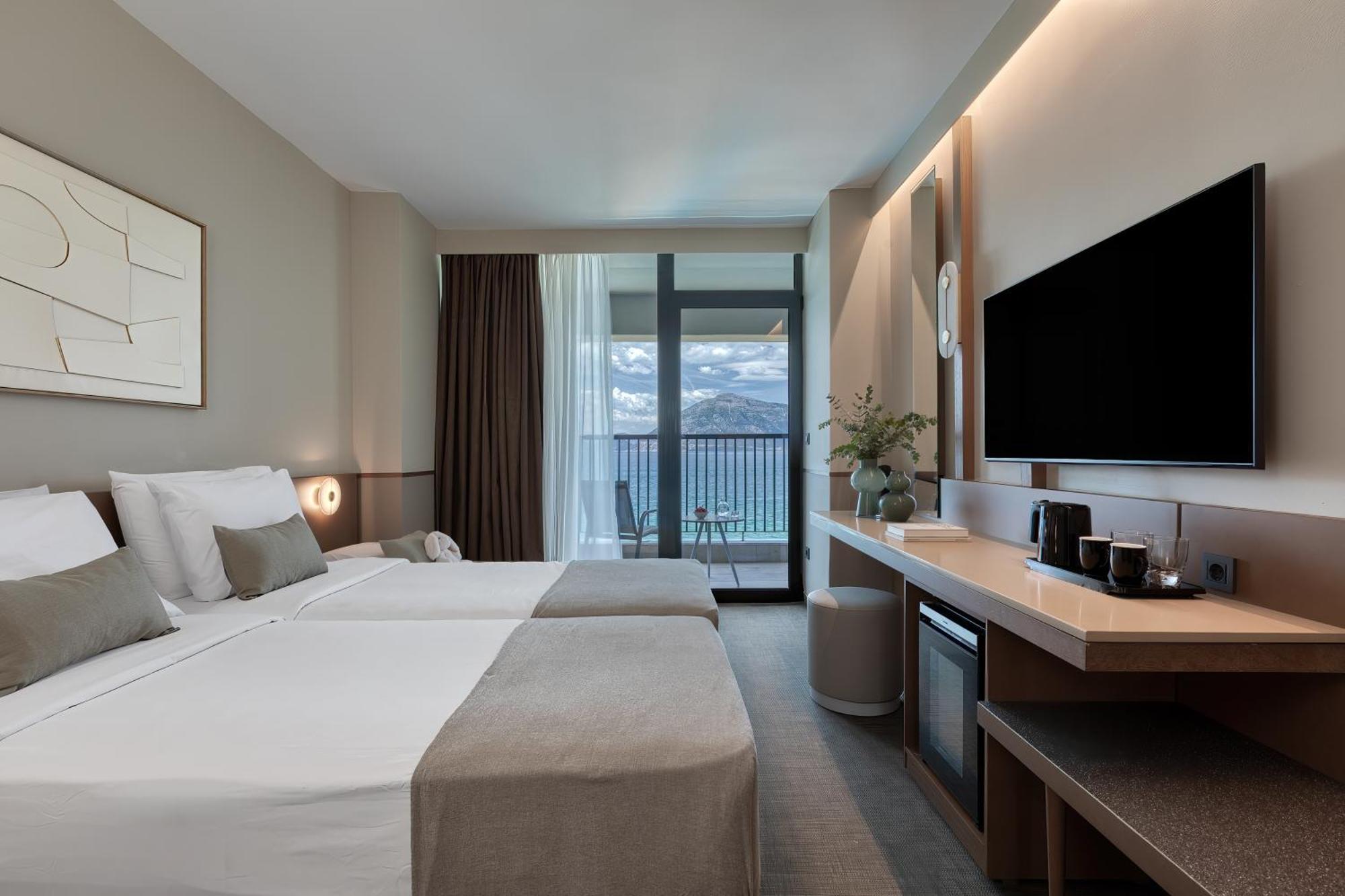 Doppelzimmer mit Meerblick (2 Erwachsene + 1 Kind)