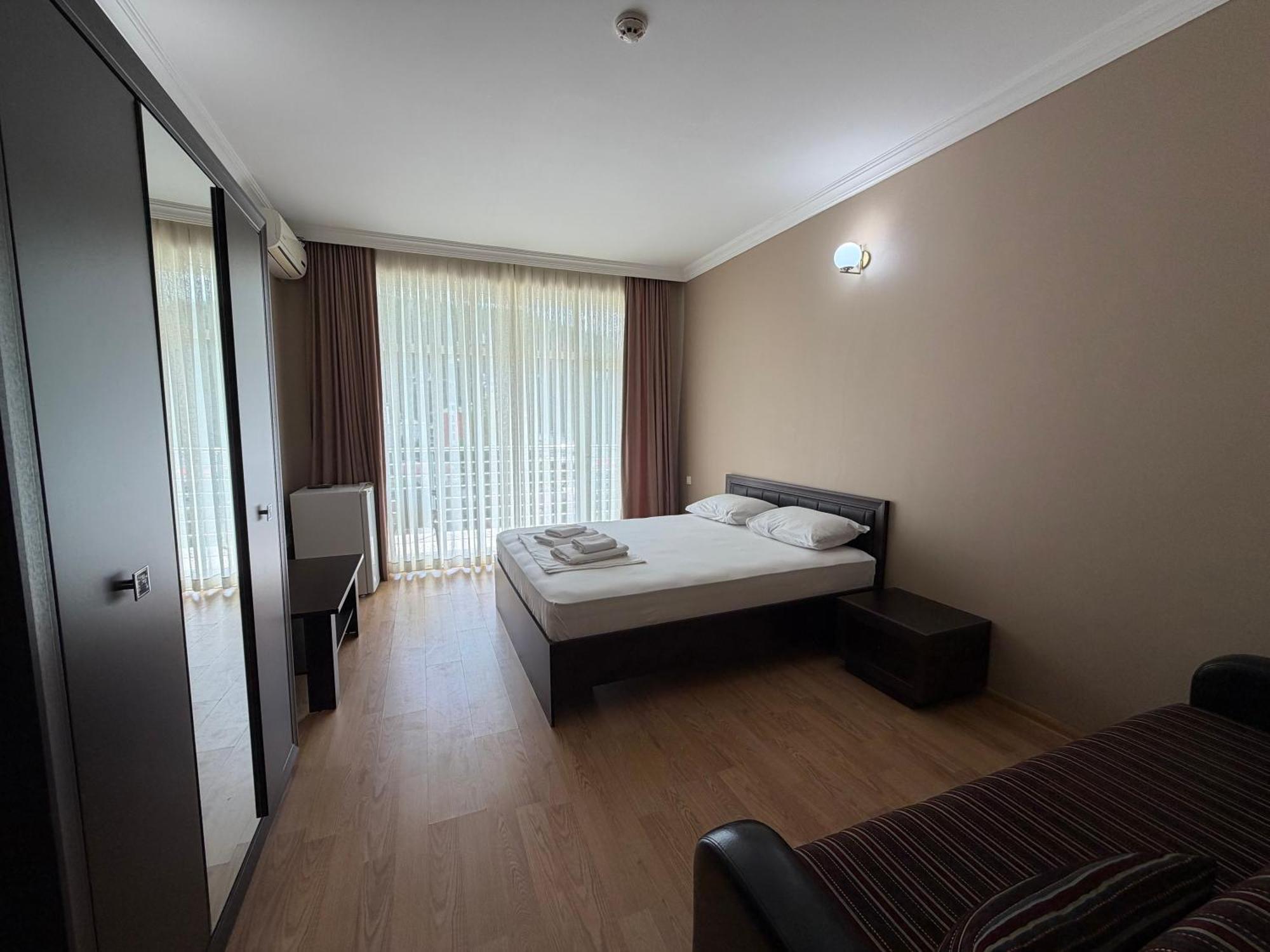 Double or Twin Room Extra Bed