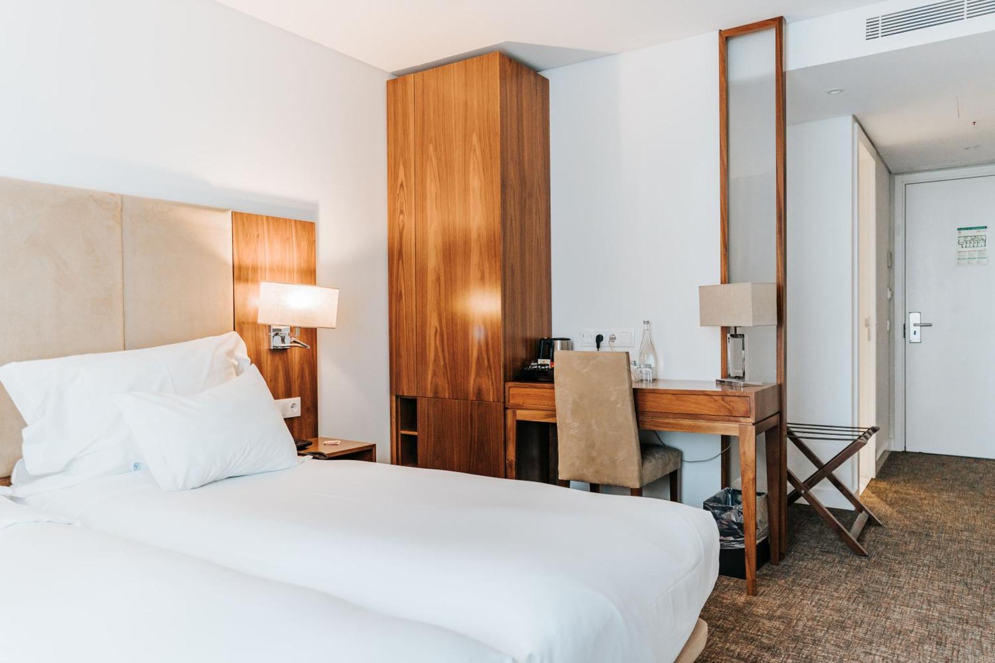 Economy Twin Room