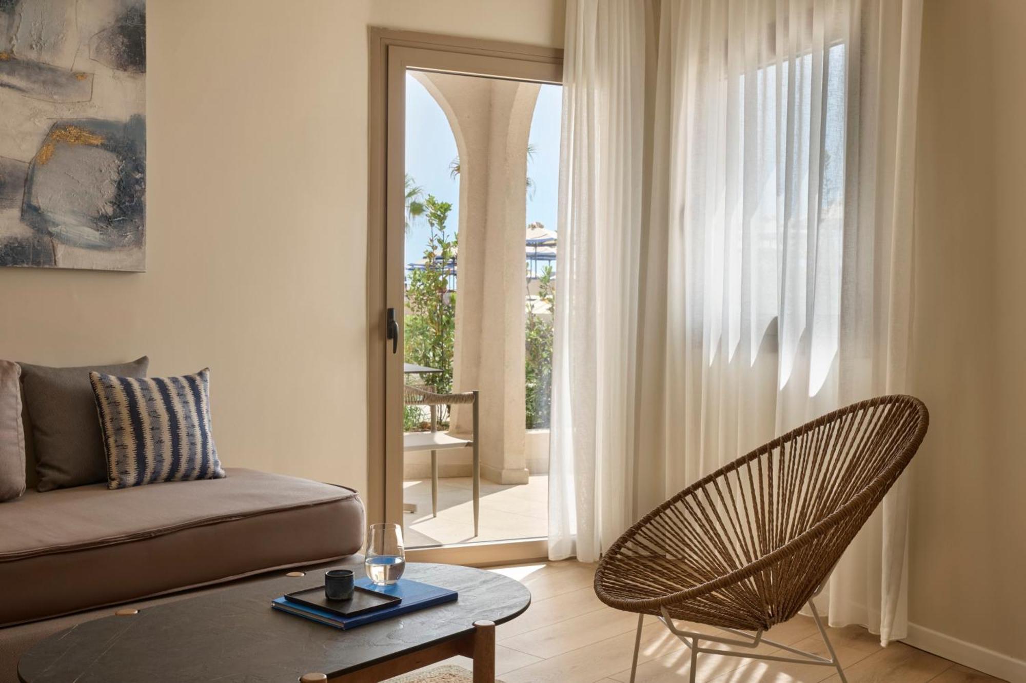 Family Suite Sea View Swim up Open Plan,1772879662:JPEG