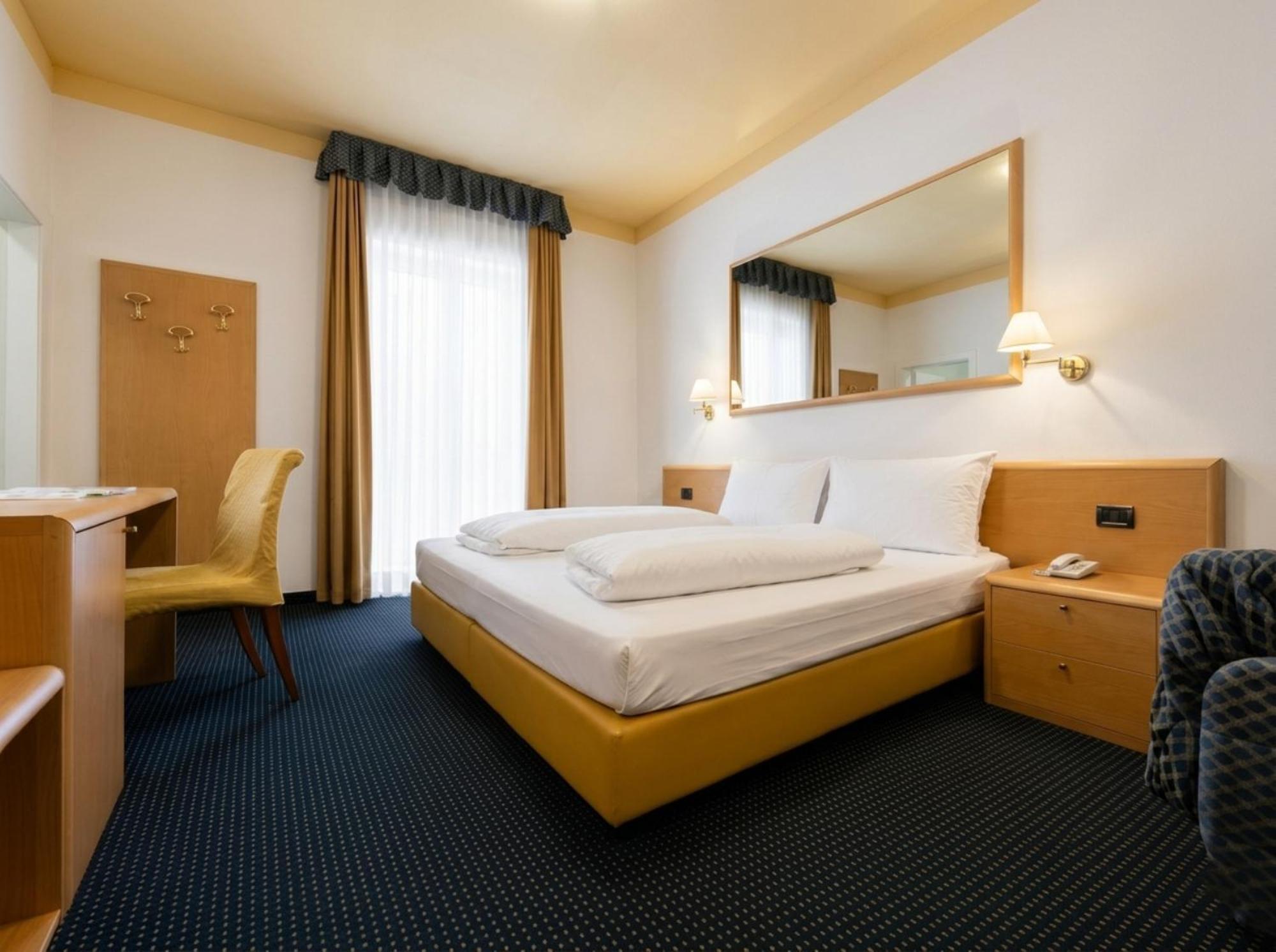 Economy Doppel-/Zweibettzimmer
