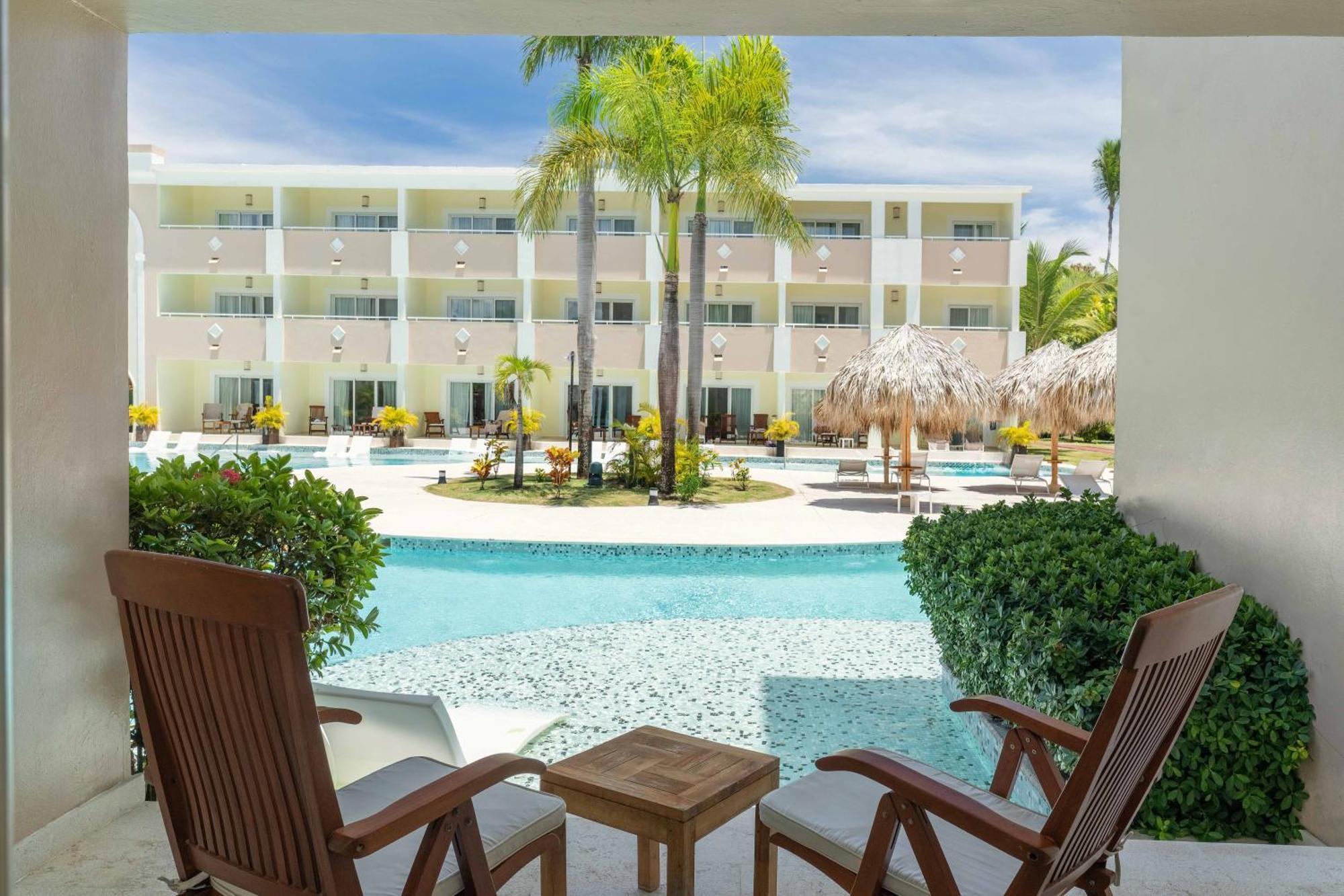 Junior Suite Swim Out