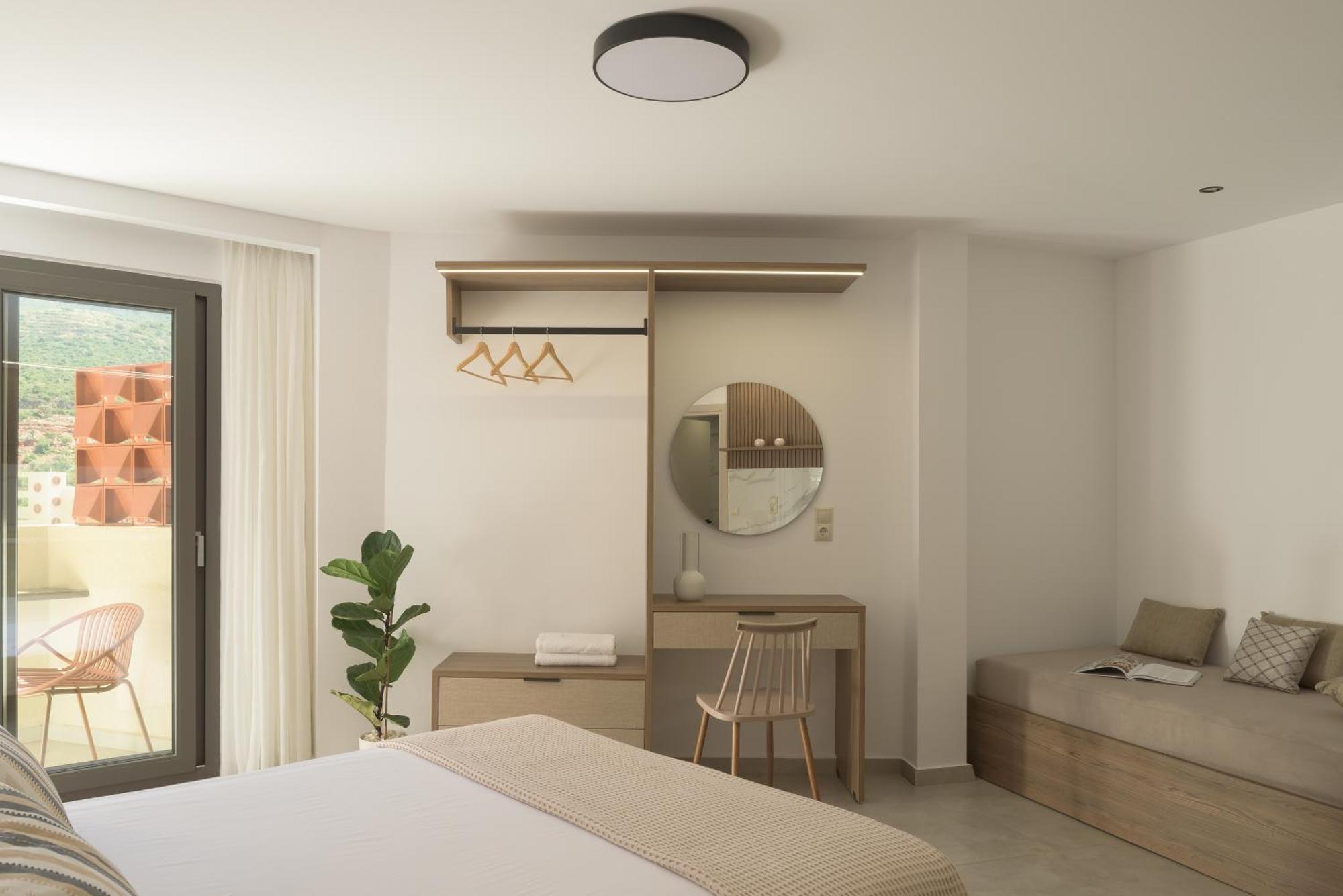 Studio Supérieur - Vue sur Piscine