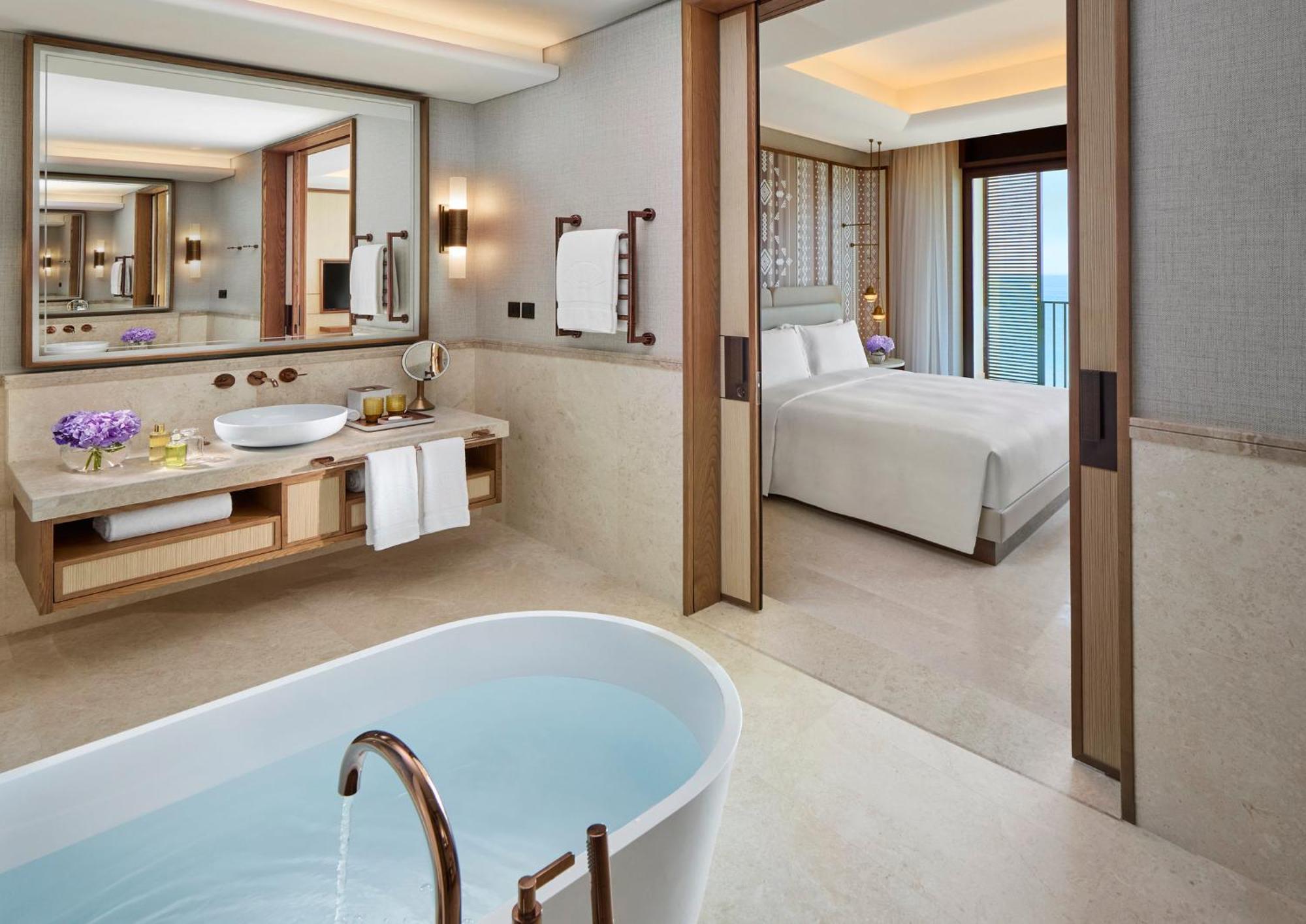 Sea View Suite