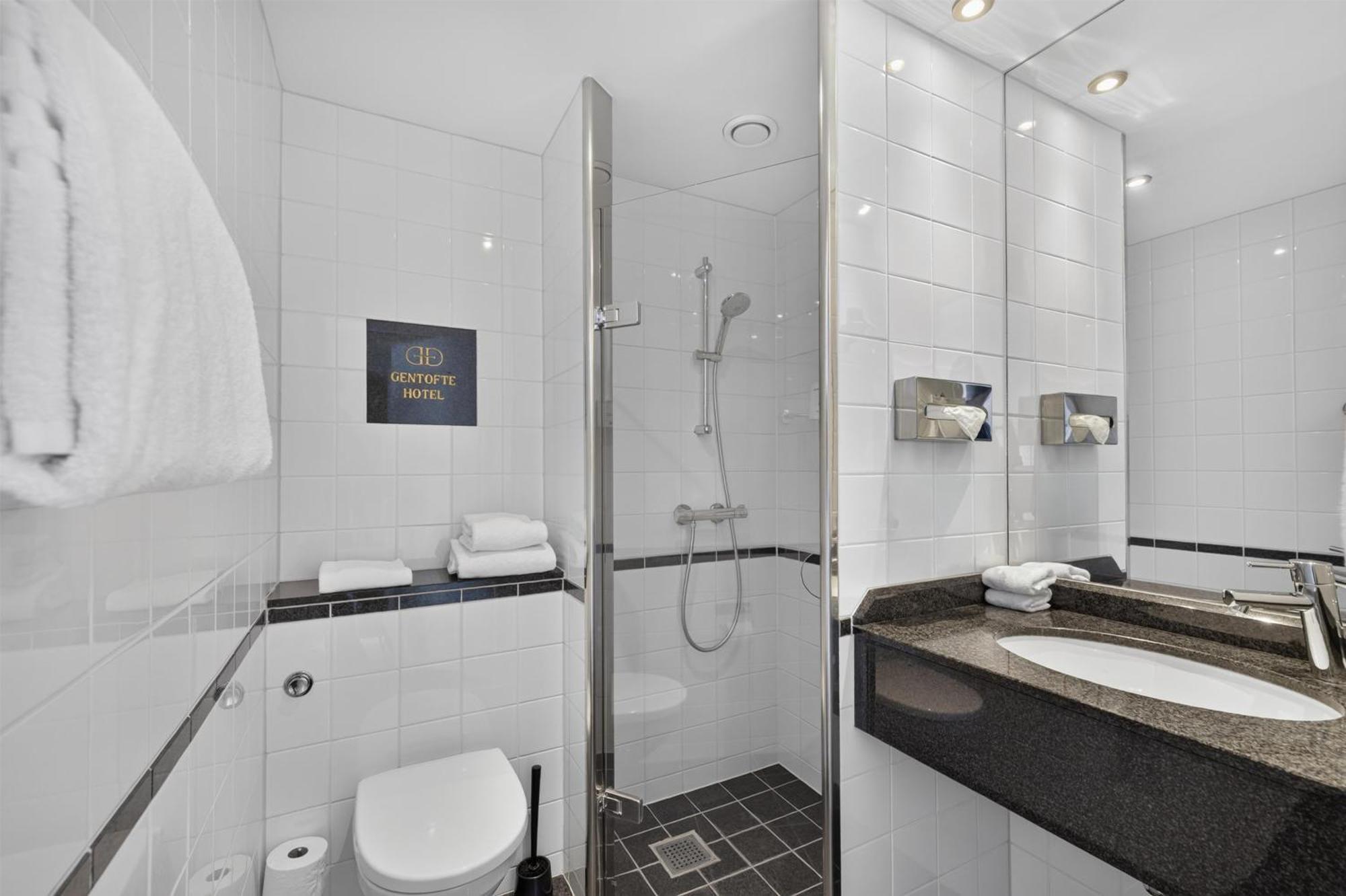 Standard Double or Twin Room,1773665333:JPEG